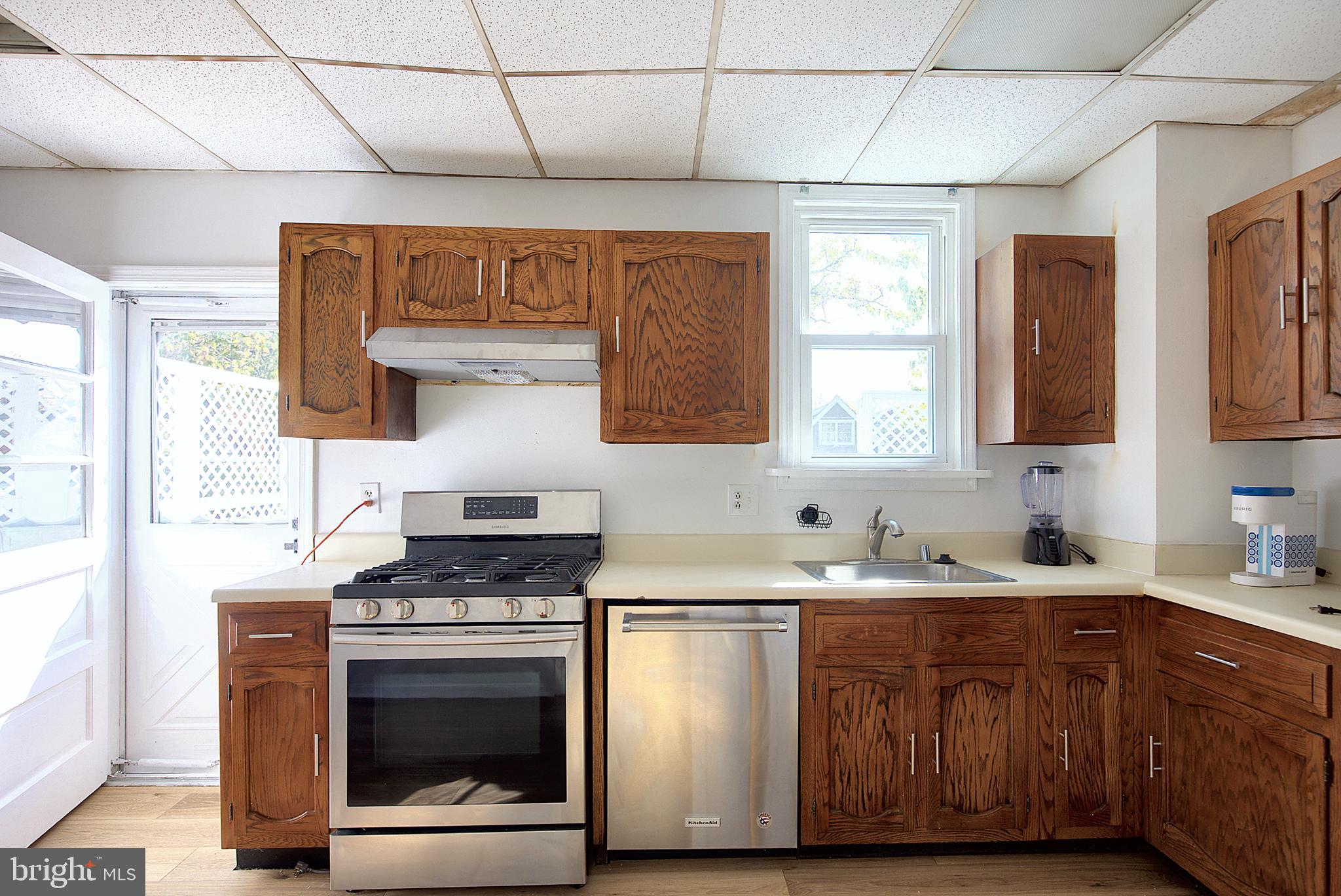 LYON VILLAGE - Residential