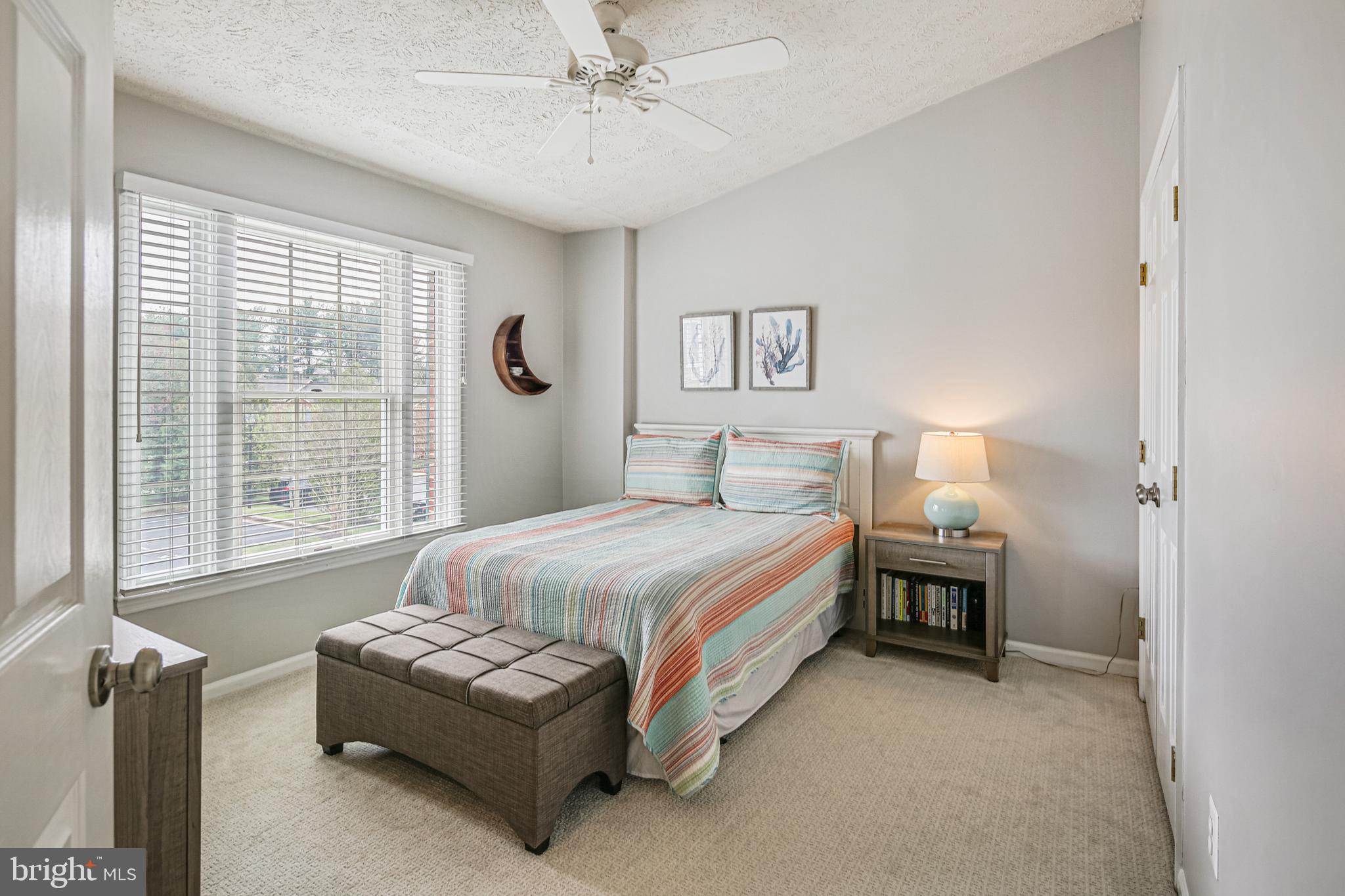 HOBBITS GLEN - Residential