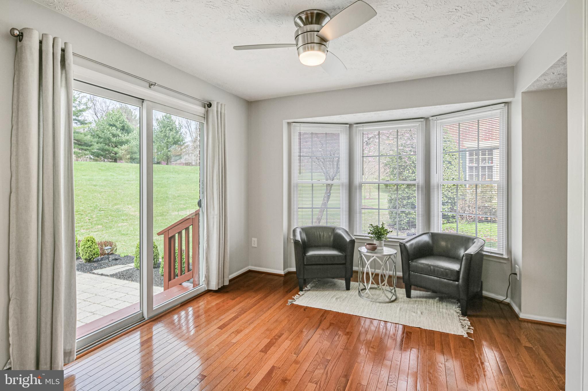 HOBBITS GLEN - Residential