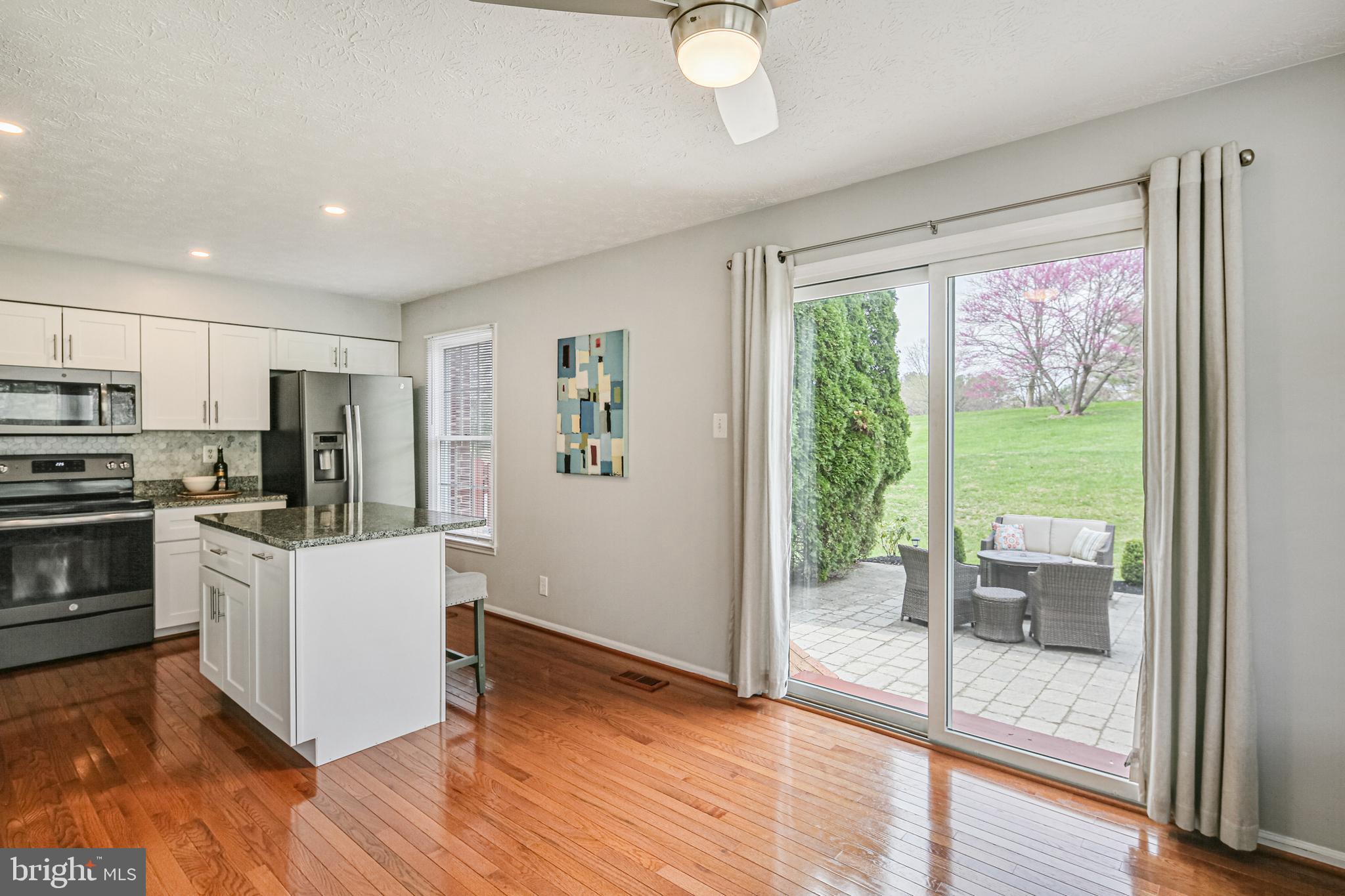 HOBBITS GLEN - Residential