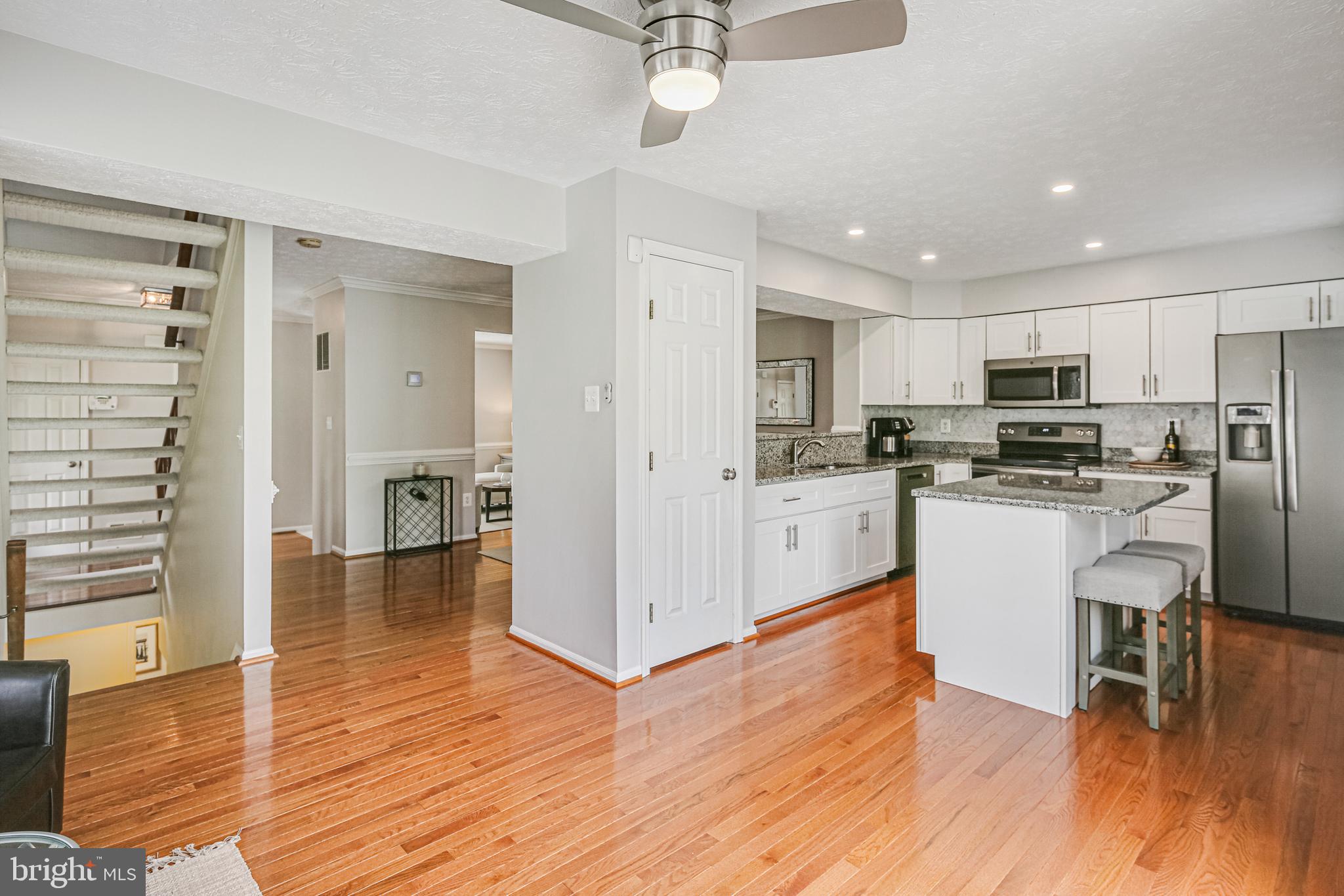 HOBBITS GLEN - Residential