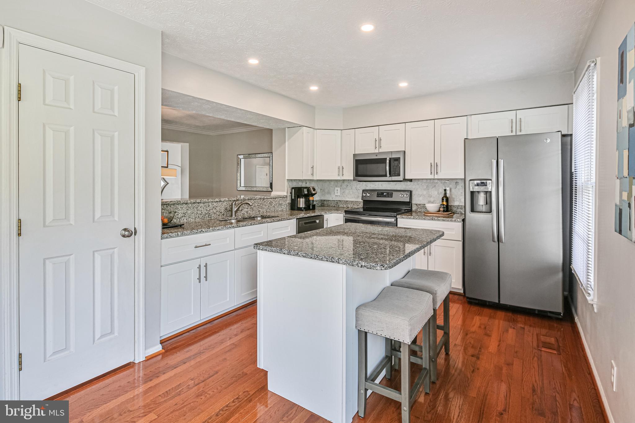 HOBBITS GLEN - Residential