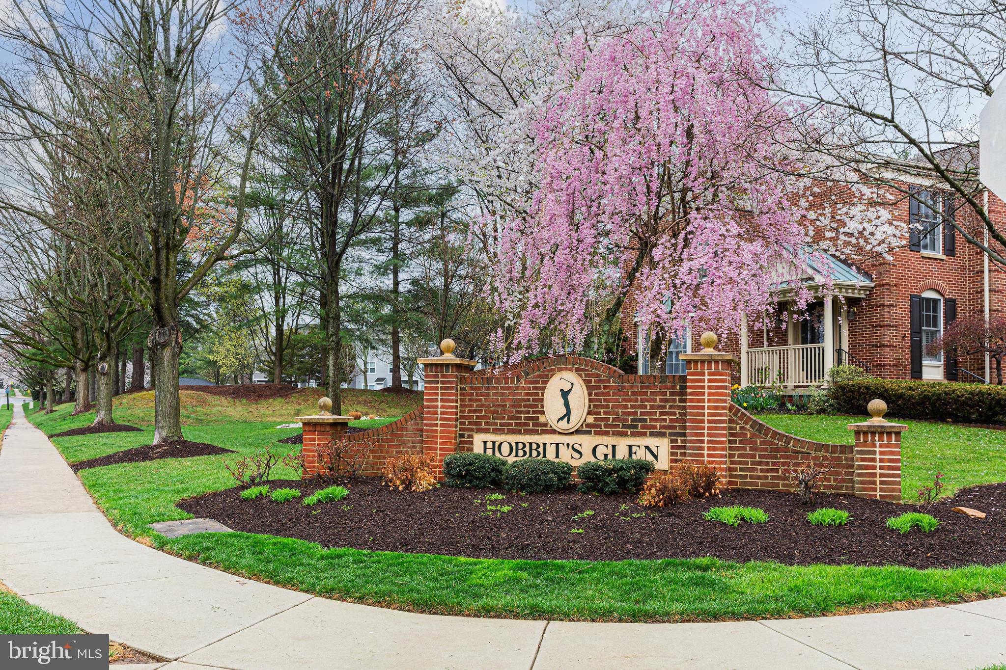 HOBBITS GLEN - Residential