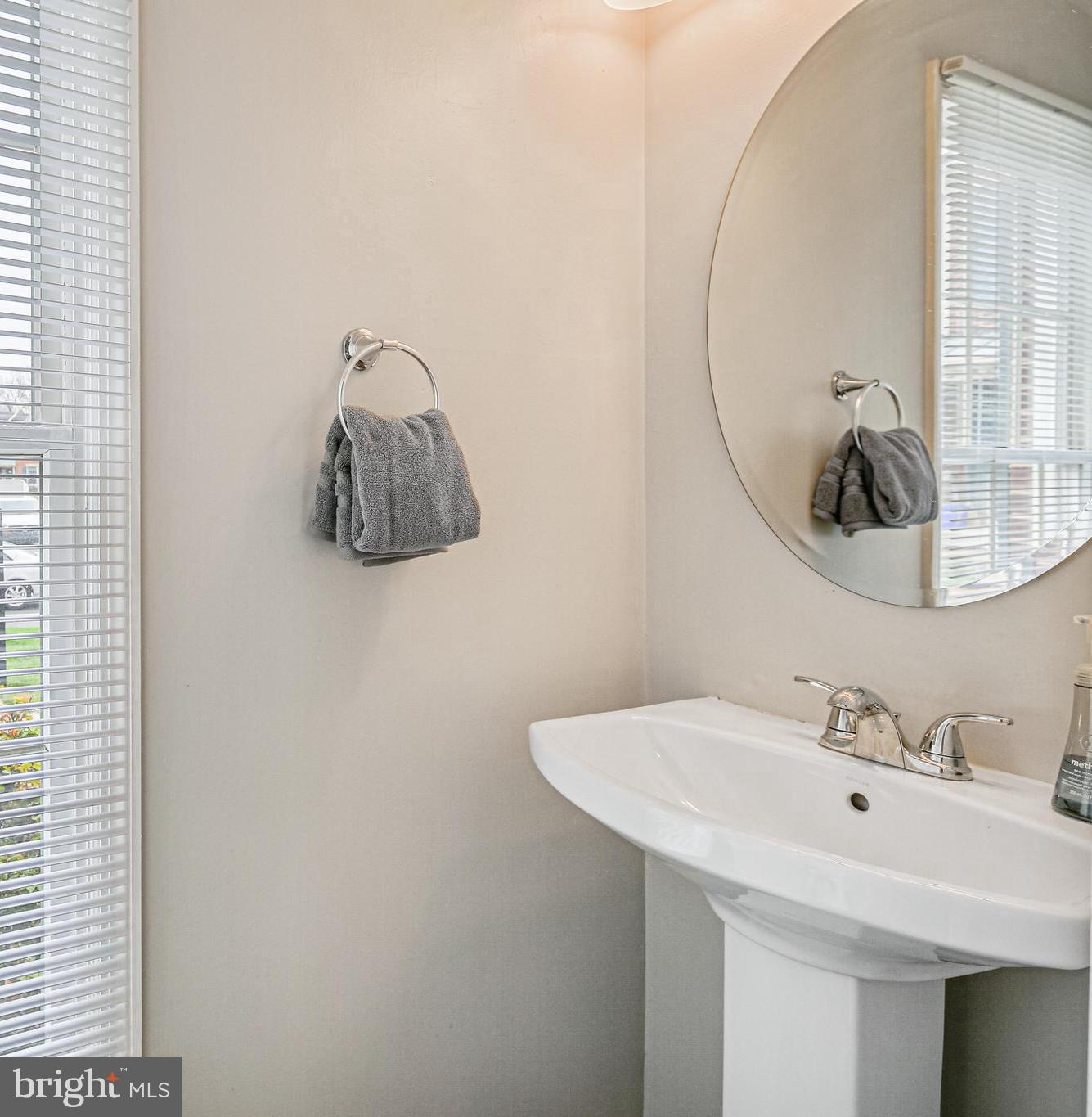 HOBBITS GLEN - Residential