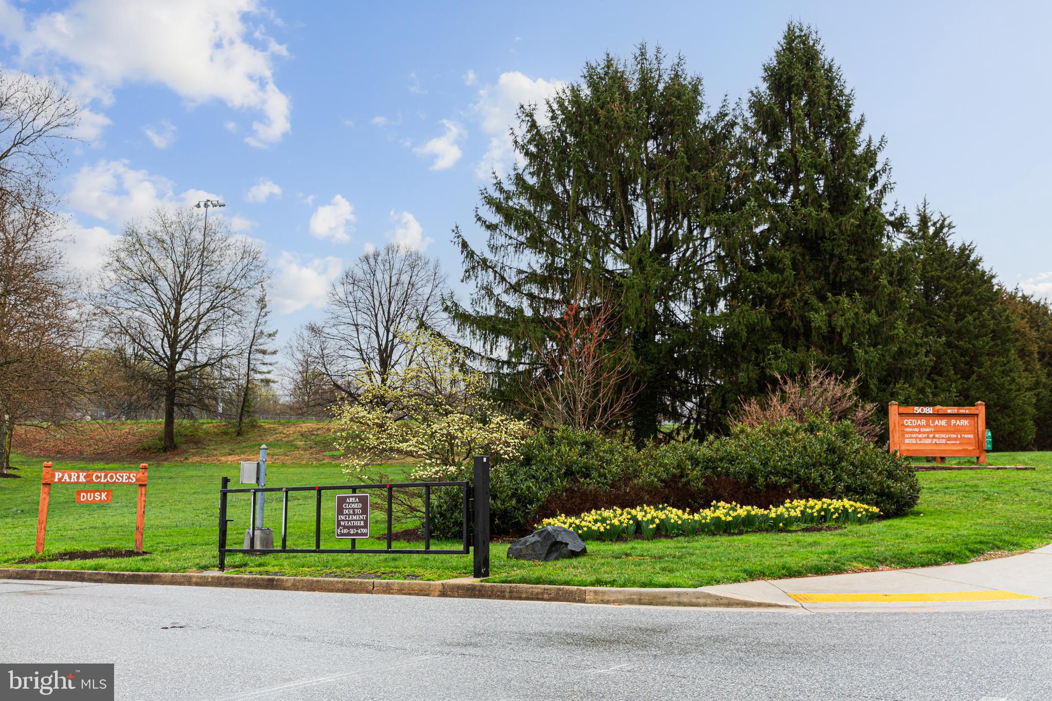 HOBBITS GLEN - Residential