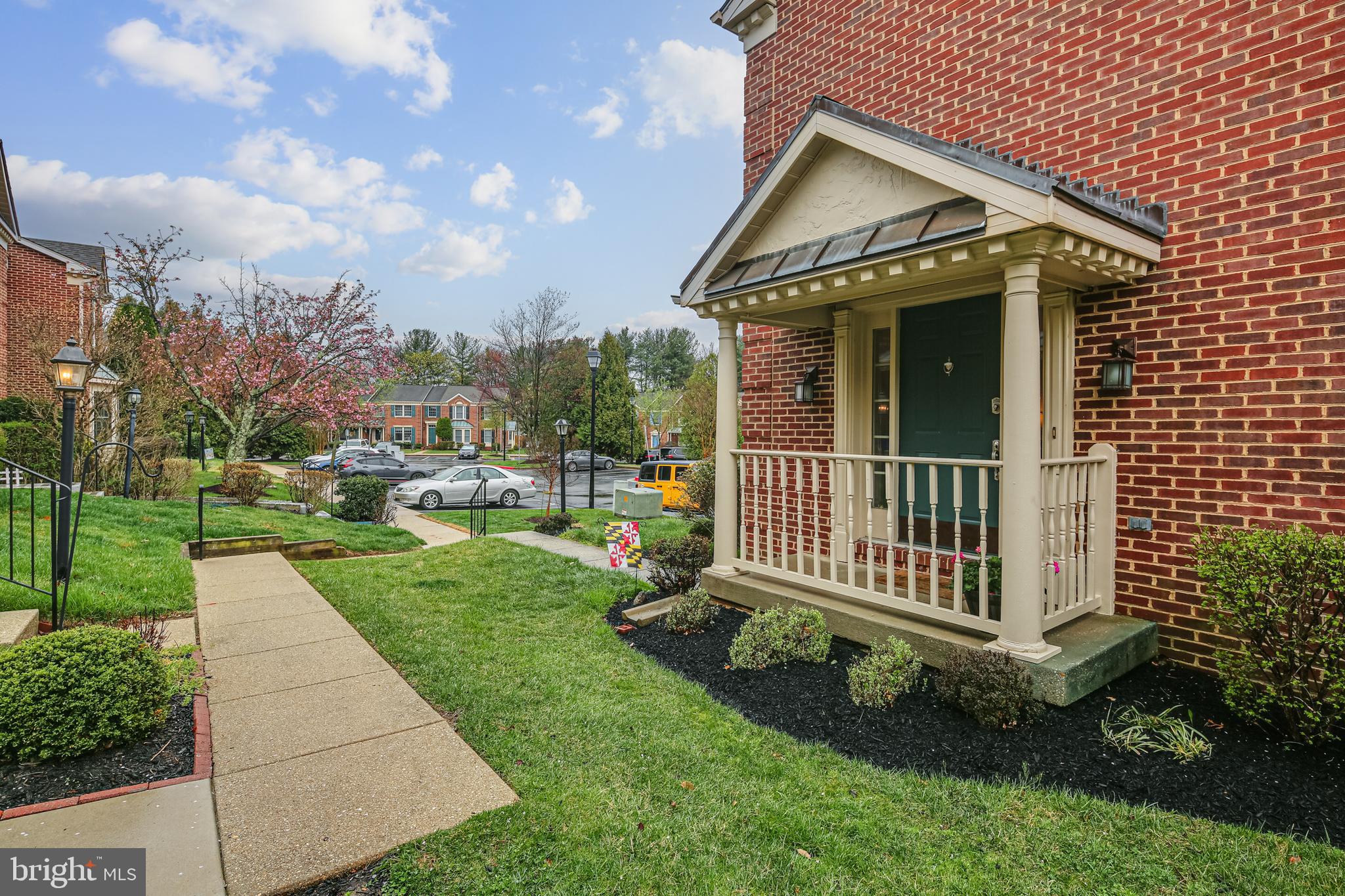 HOBBITS GLEN - Residential