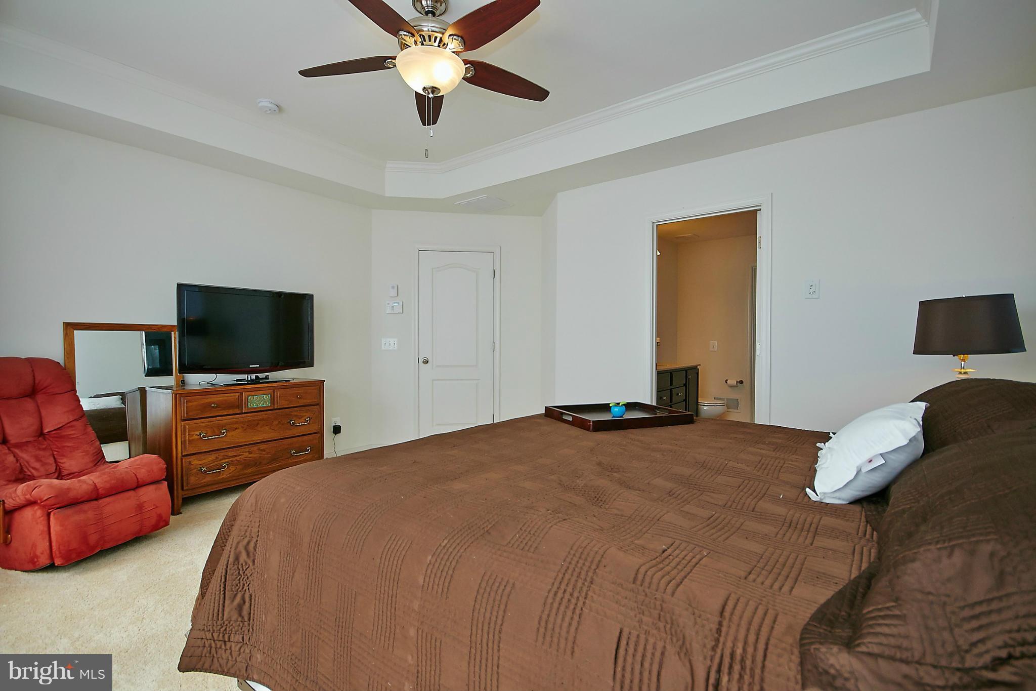 HUNTINGTON MEWS - Residential