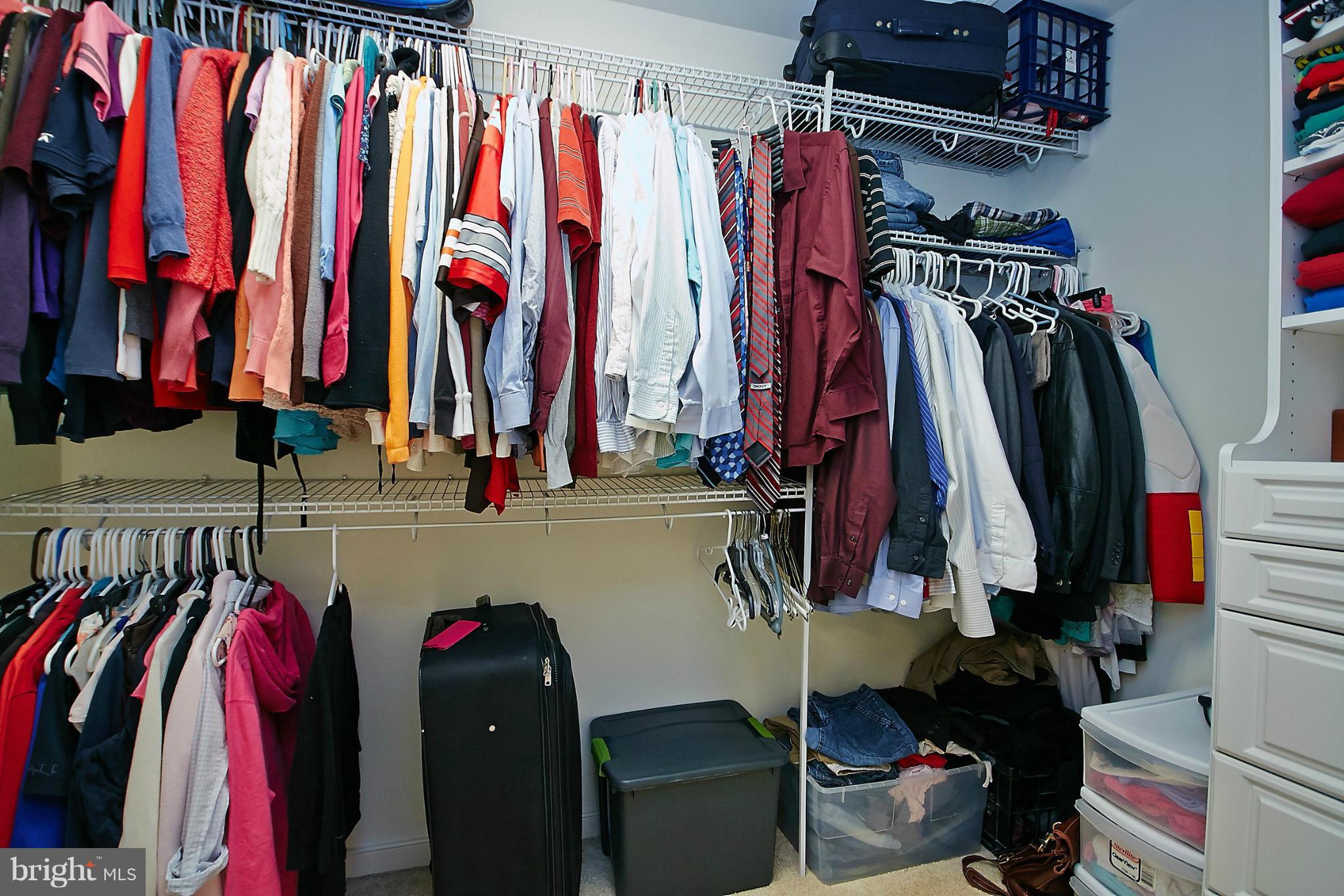 HUNTINGTON MEWS - Residential