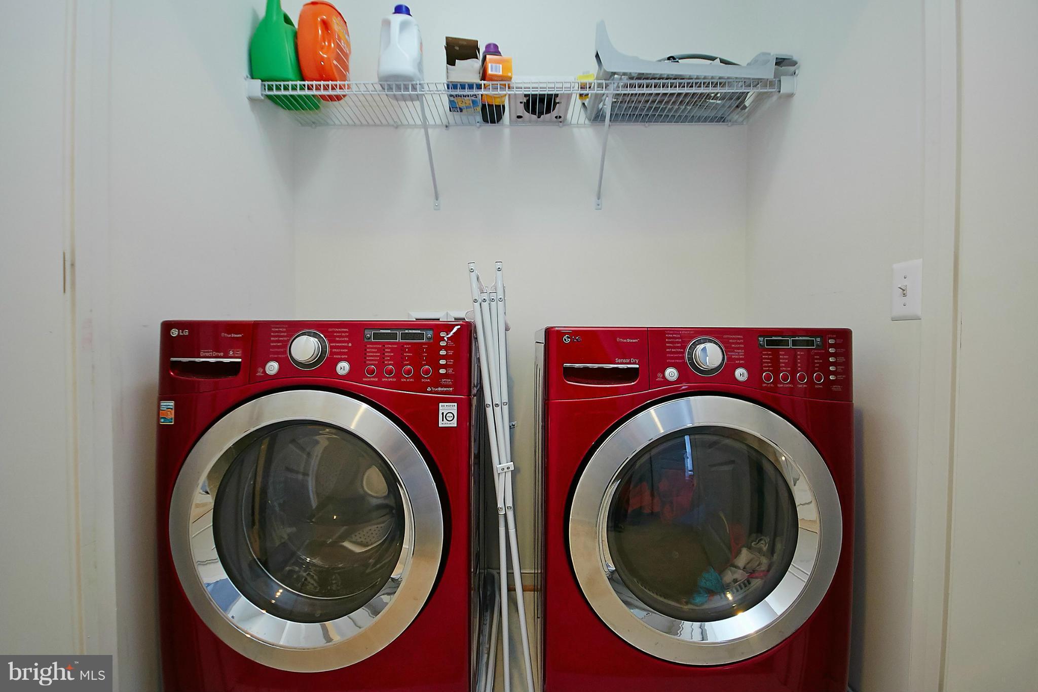 HUNTINGTON MEWS - Residential