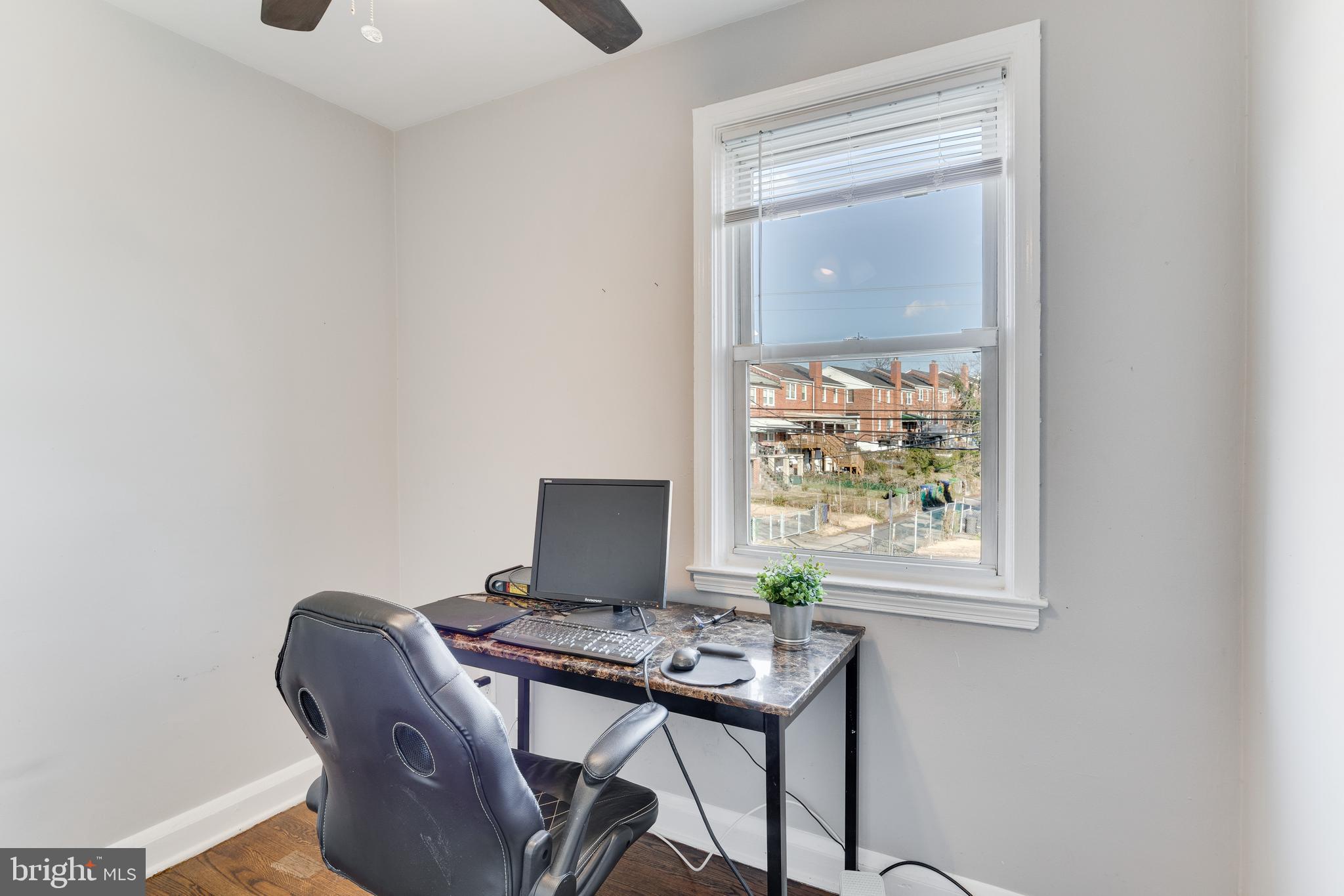 RAMBLEWOOD - Residential