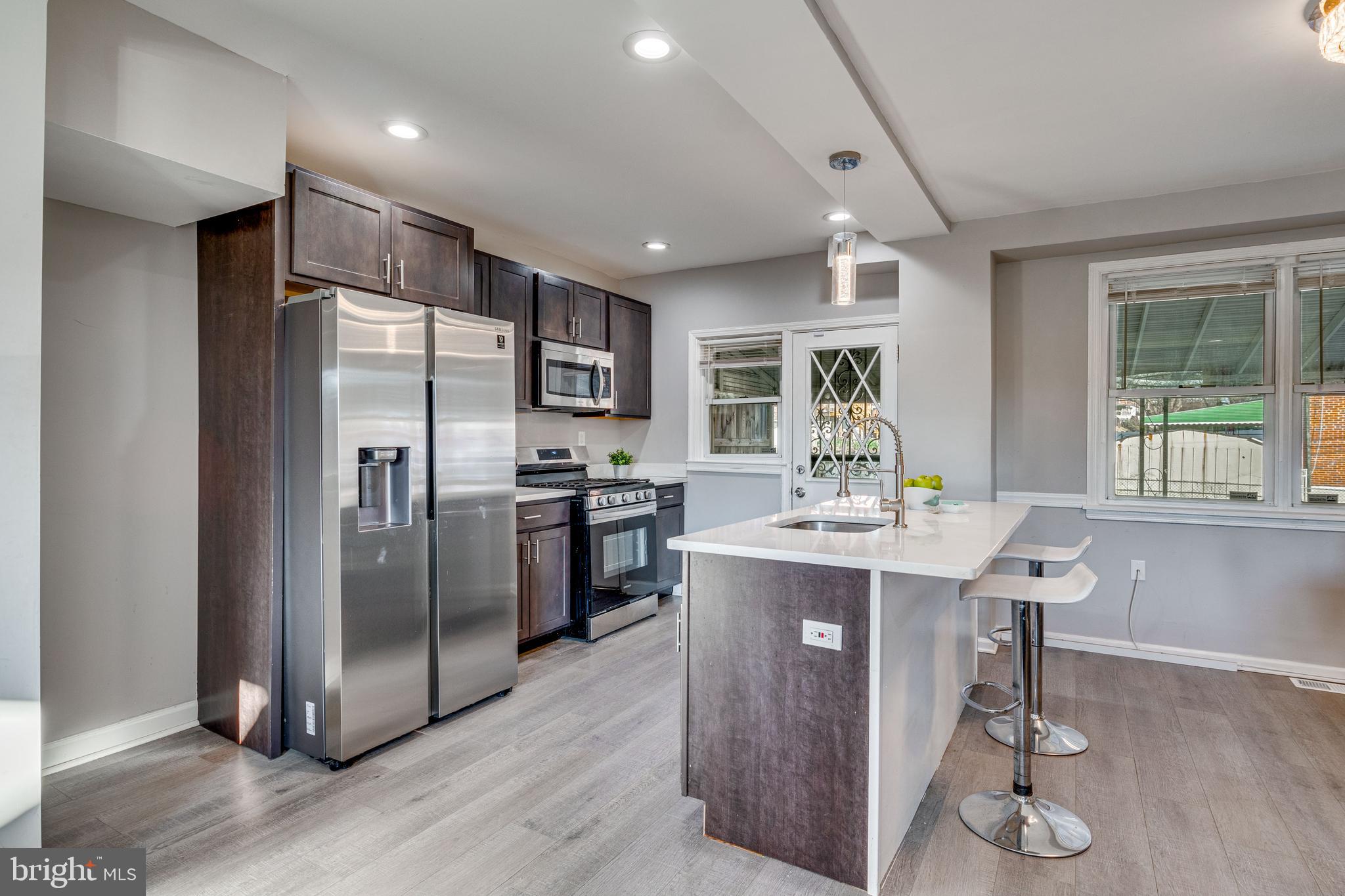 RAMBLEWOOD - Residential