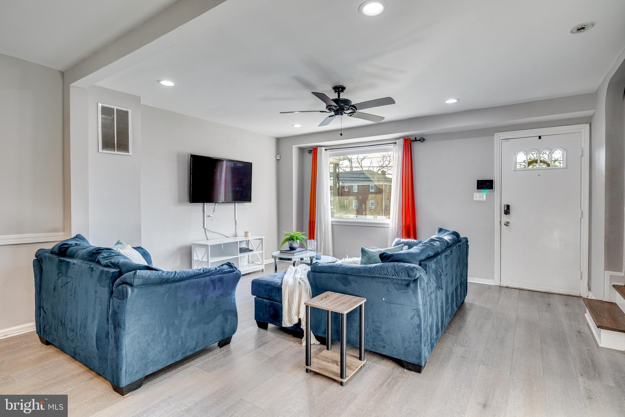 RAMBLEWOOD - Residential