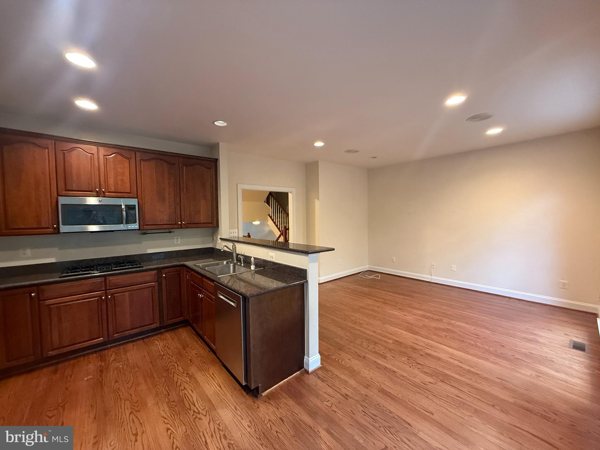 PALISADES PARK - Residential