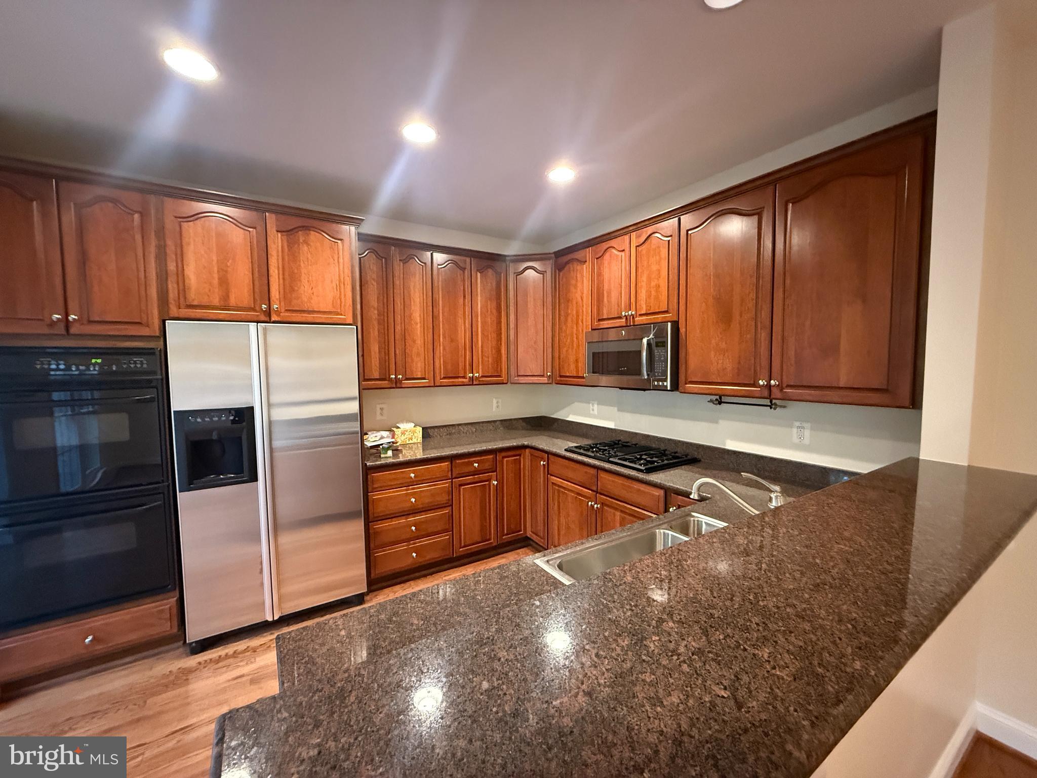 PALISADES PARK - Residential