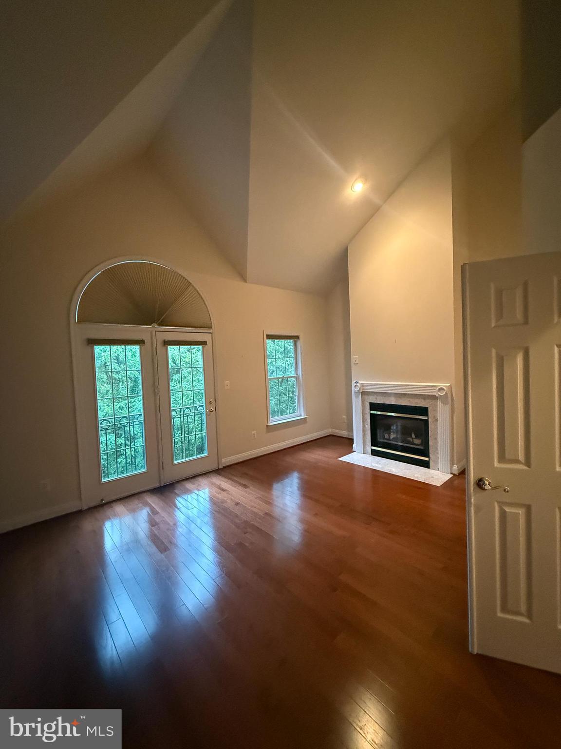 PALISADES PARK - Residential