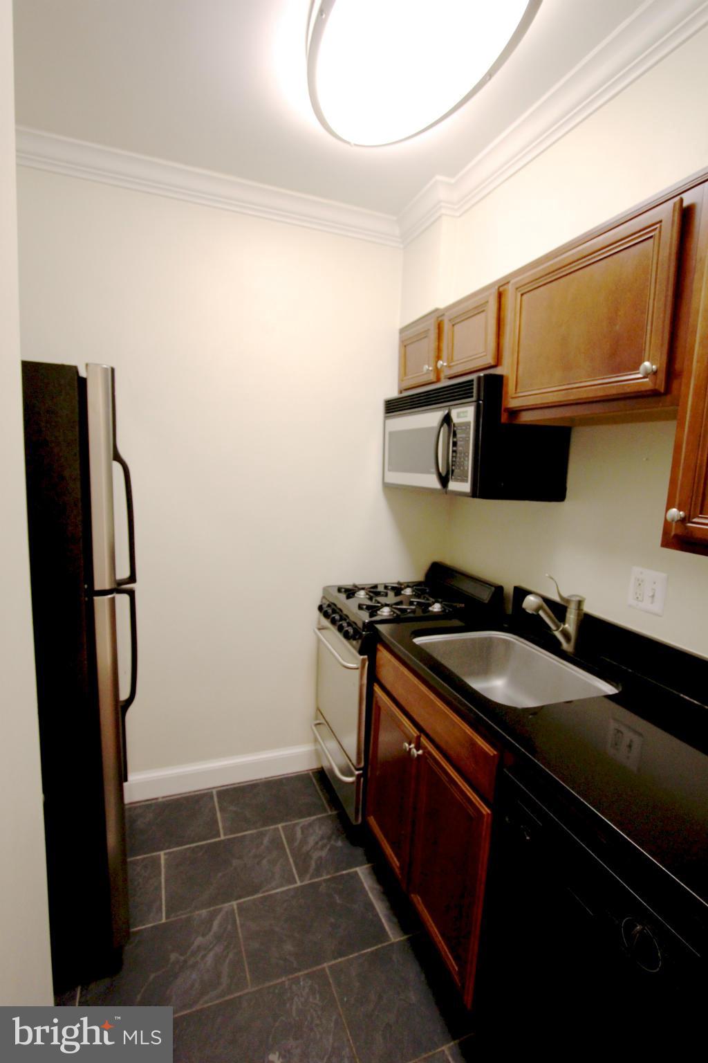 BEARINGS SOUTH - Residential Lease