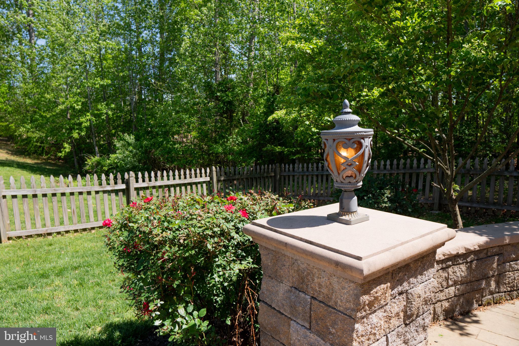 STAFFORD LAKES VILLAGE - Residential