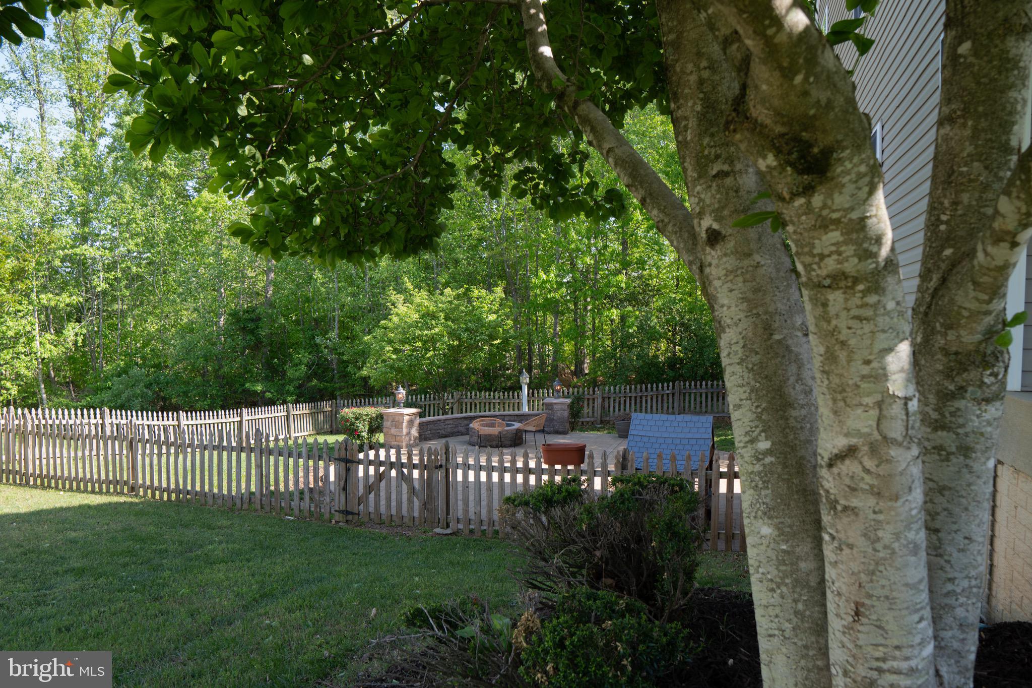 STAFFORD LAKES VILLAGE - Residential