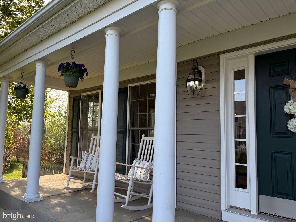 STAFFORD LAKES VILLAGE - Residential