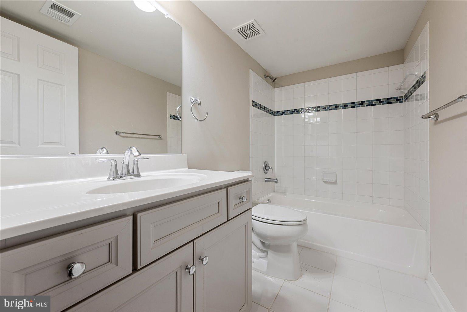 LEELAND - Residential