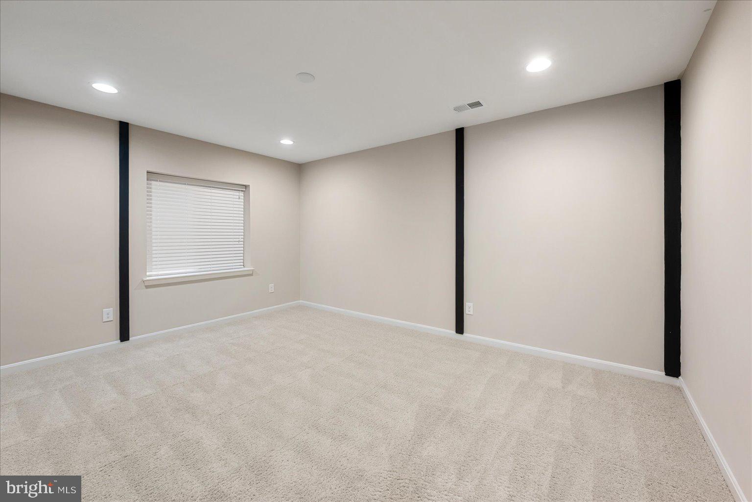 LEELAND - Residential