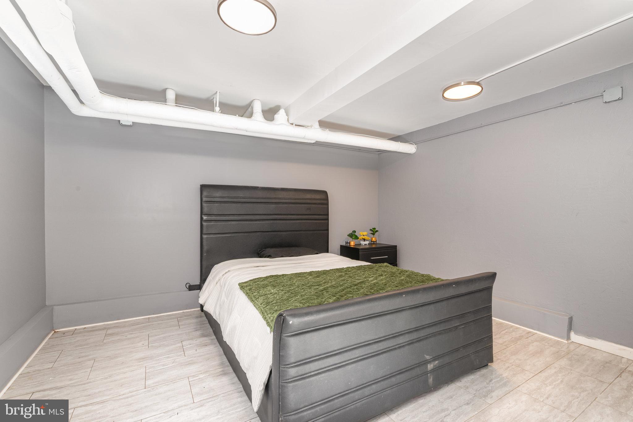 HARRISBURG CITY - Residential