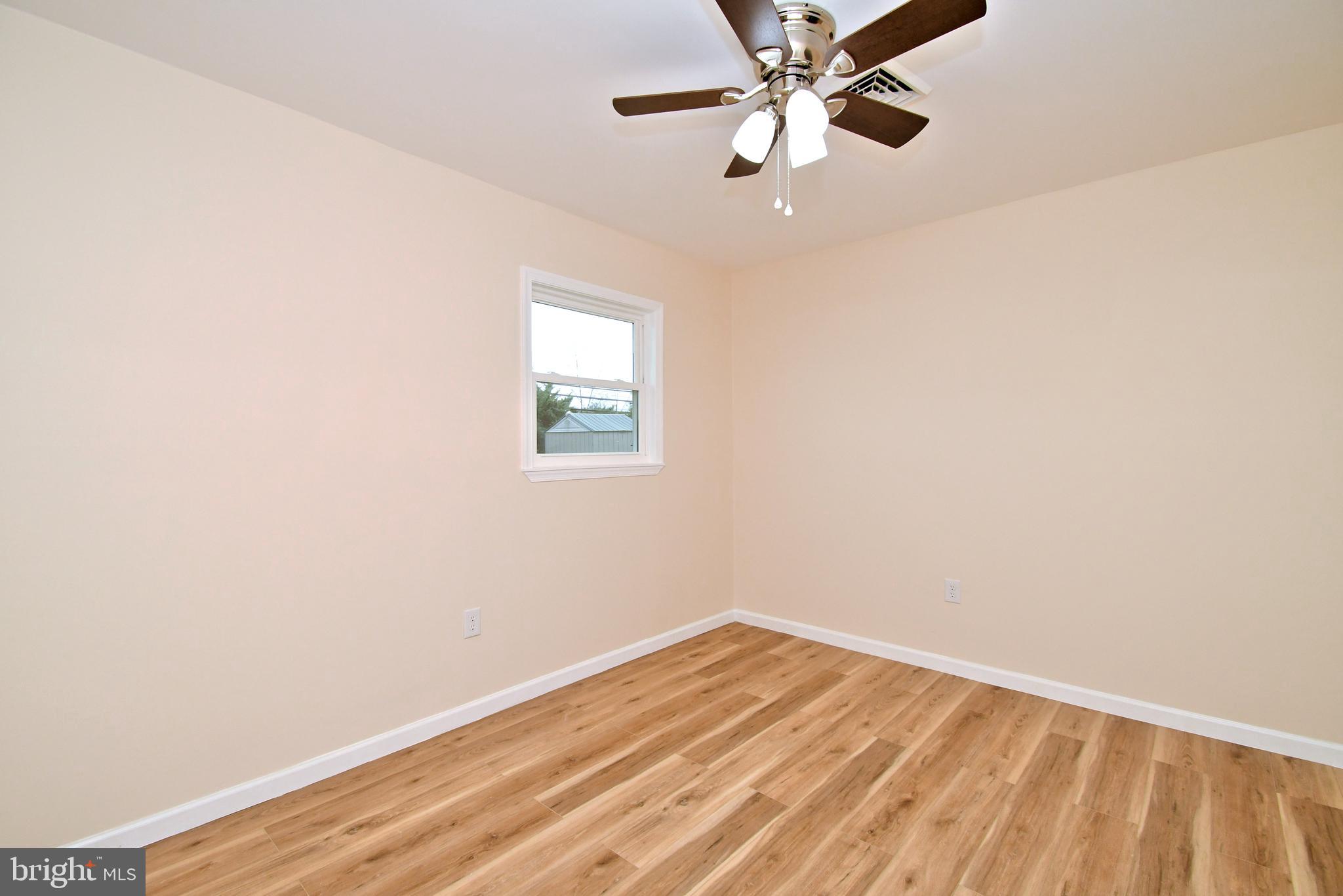 INDIAN CREEK - Residential