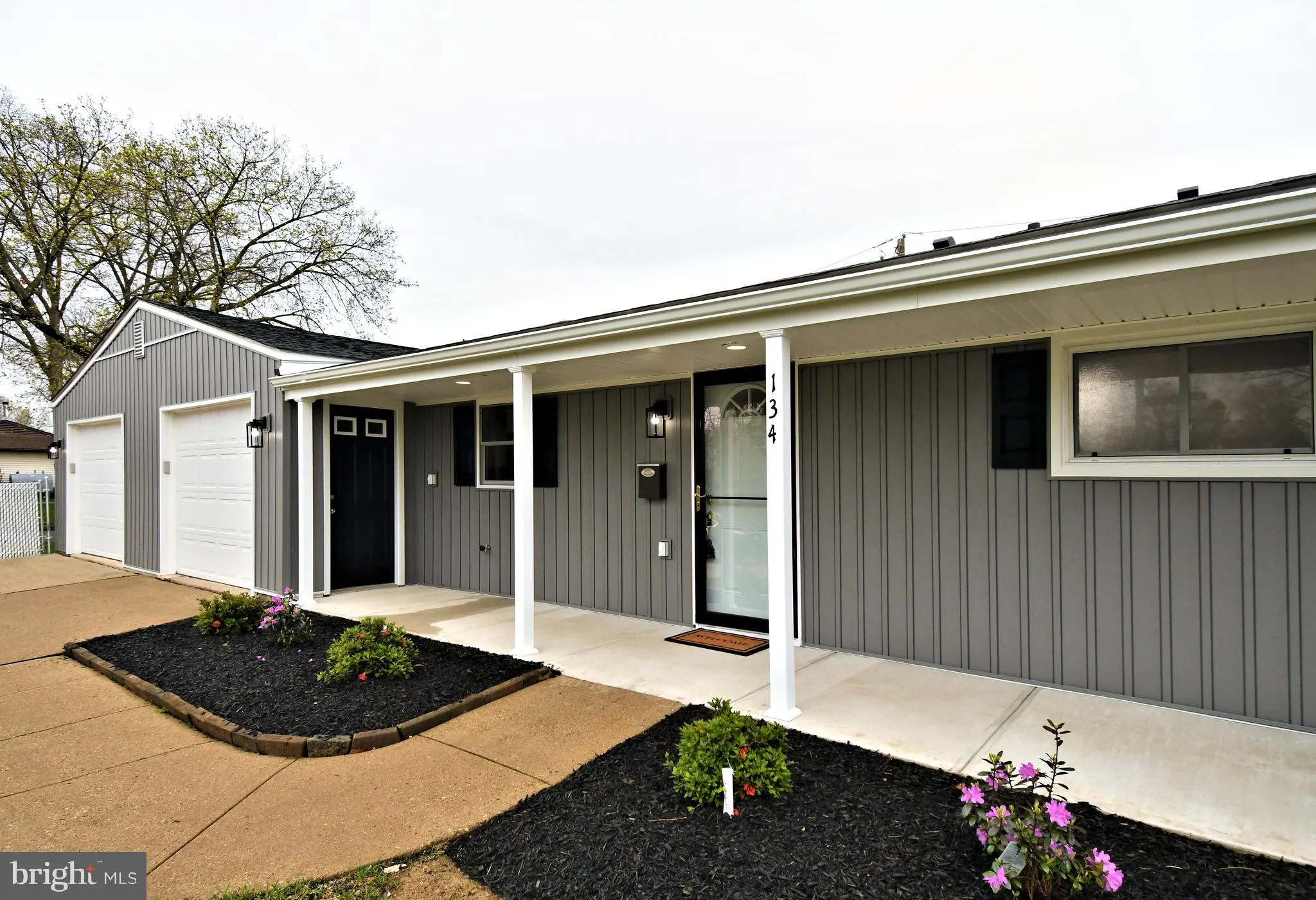 Levittown, Pennsylvania 19057, United States, 3 Bedrooms Bedrooms, ,2 BathroomsBathrooms,Residential,Pending,103541