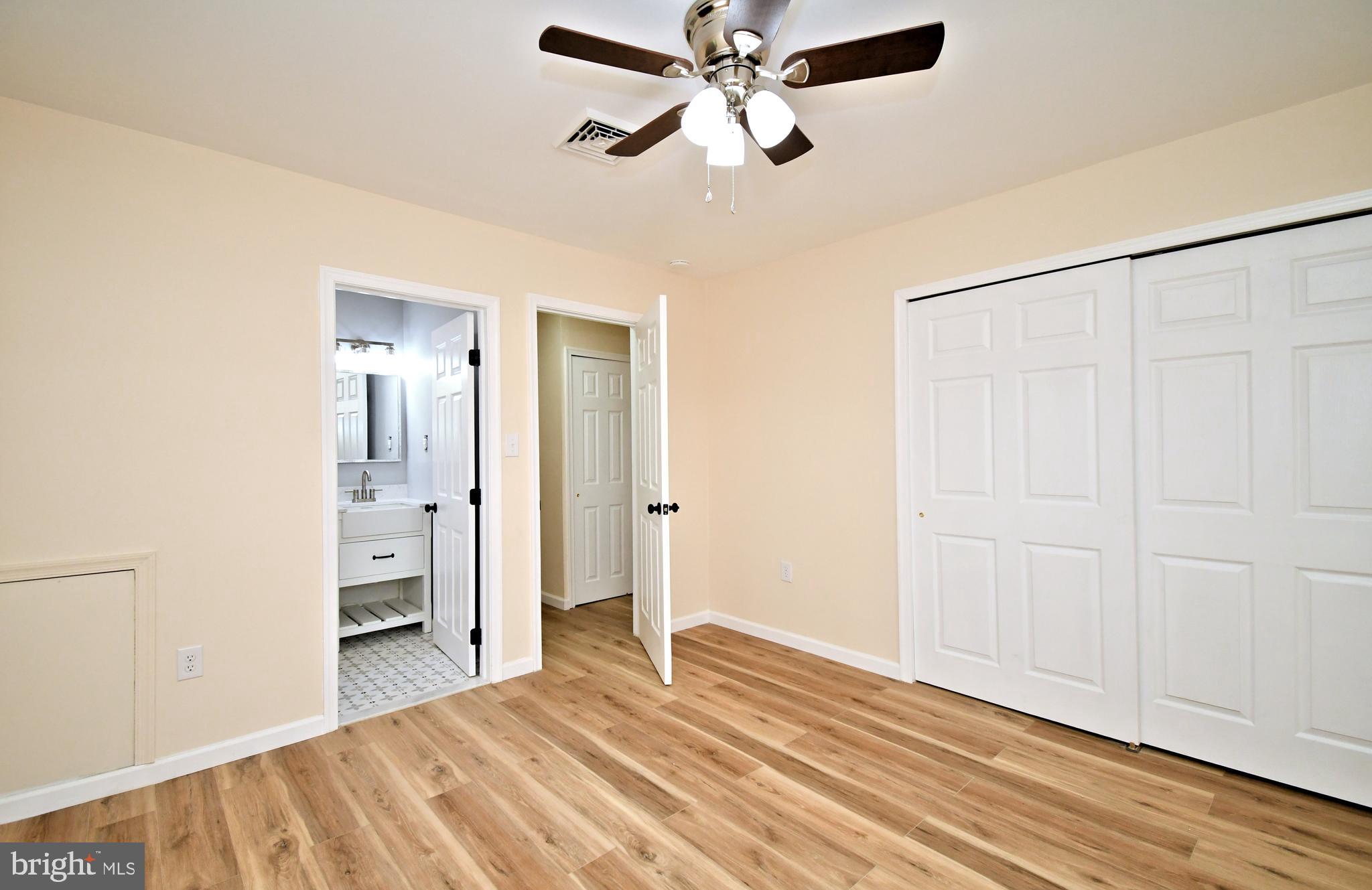 INDIAN CREEK - Residential