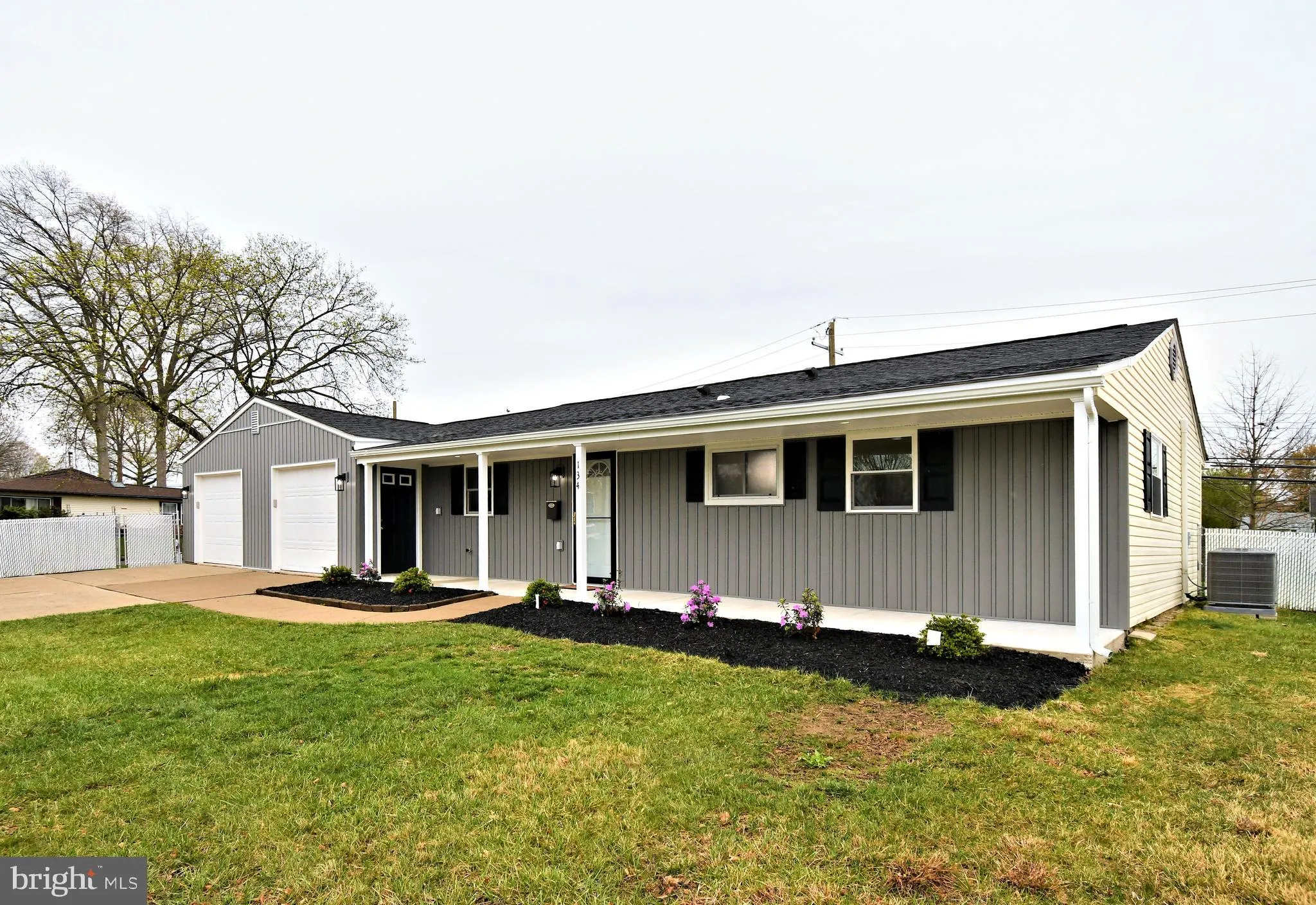 Levittown, Pennsylvania 19057, United States, 3 Bedrooms Bedrooms, ,2 BathroomsBathrooms,Residential,Pending,103541
