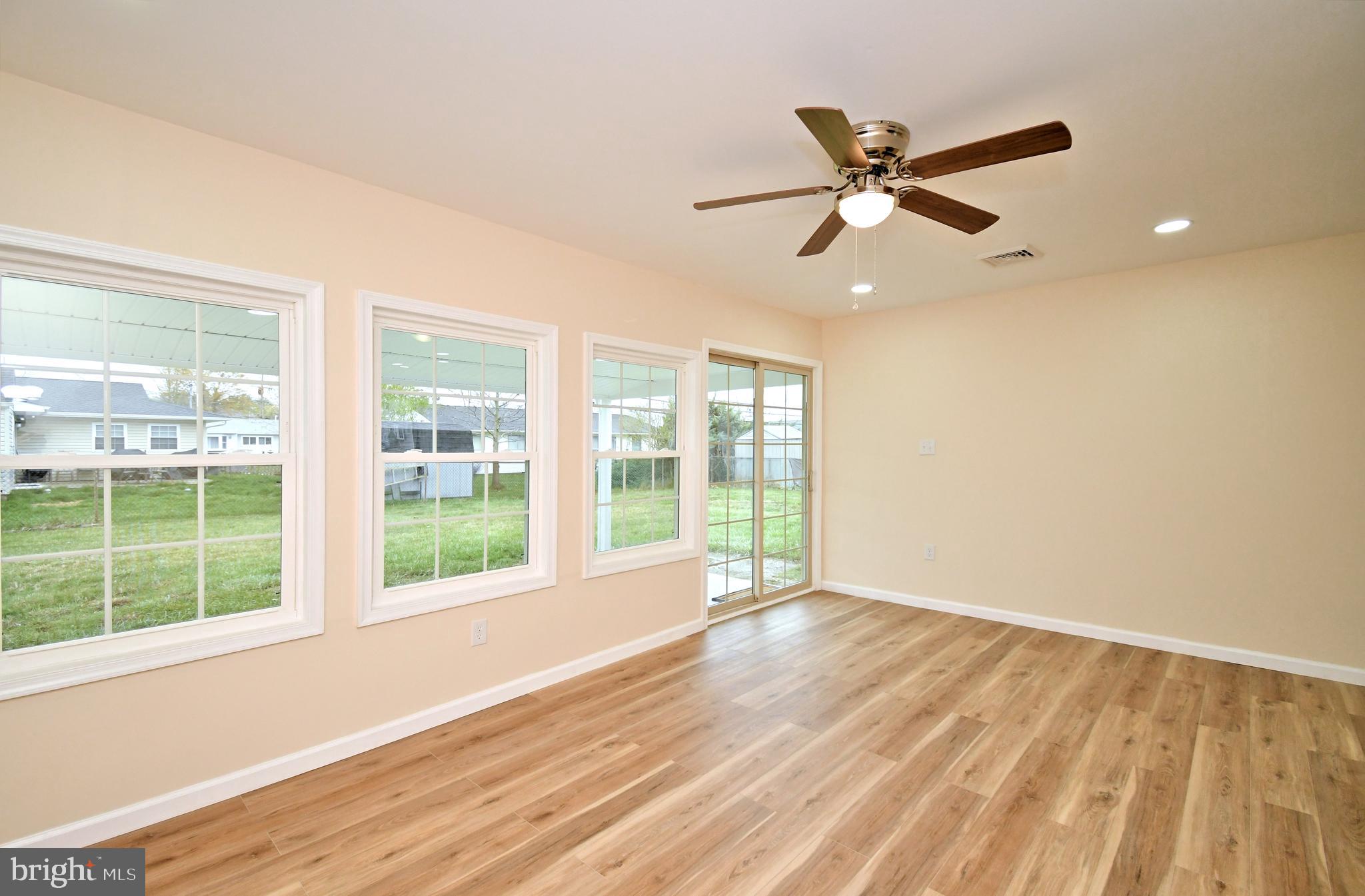 INDIAN CREEK - Residential