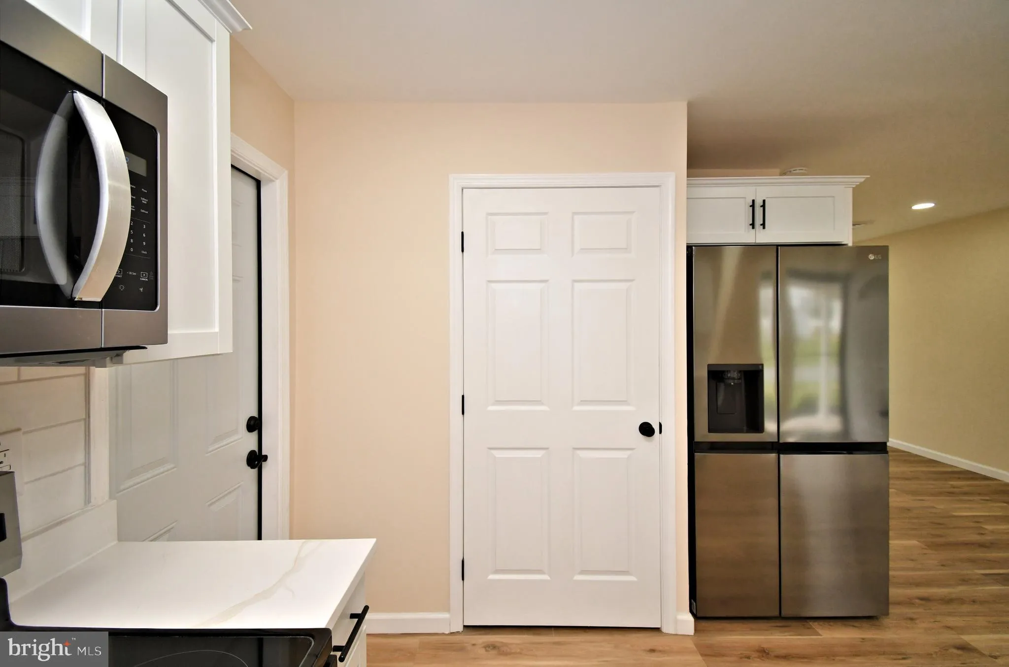 Levittown, Pennsylvania 19057, United States, 3 Bedrooms Bedrooms, ,2 BathroomsBathrooms,Residential,Pending,103541