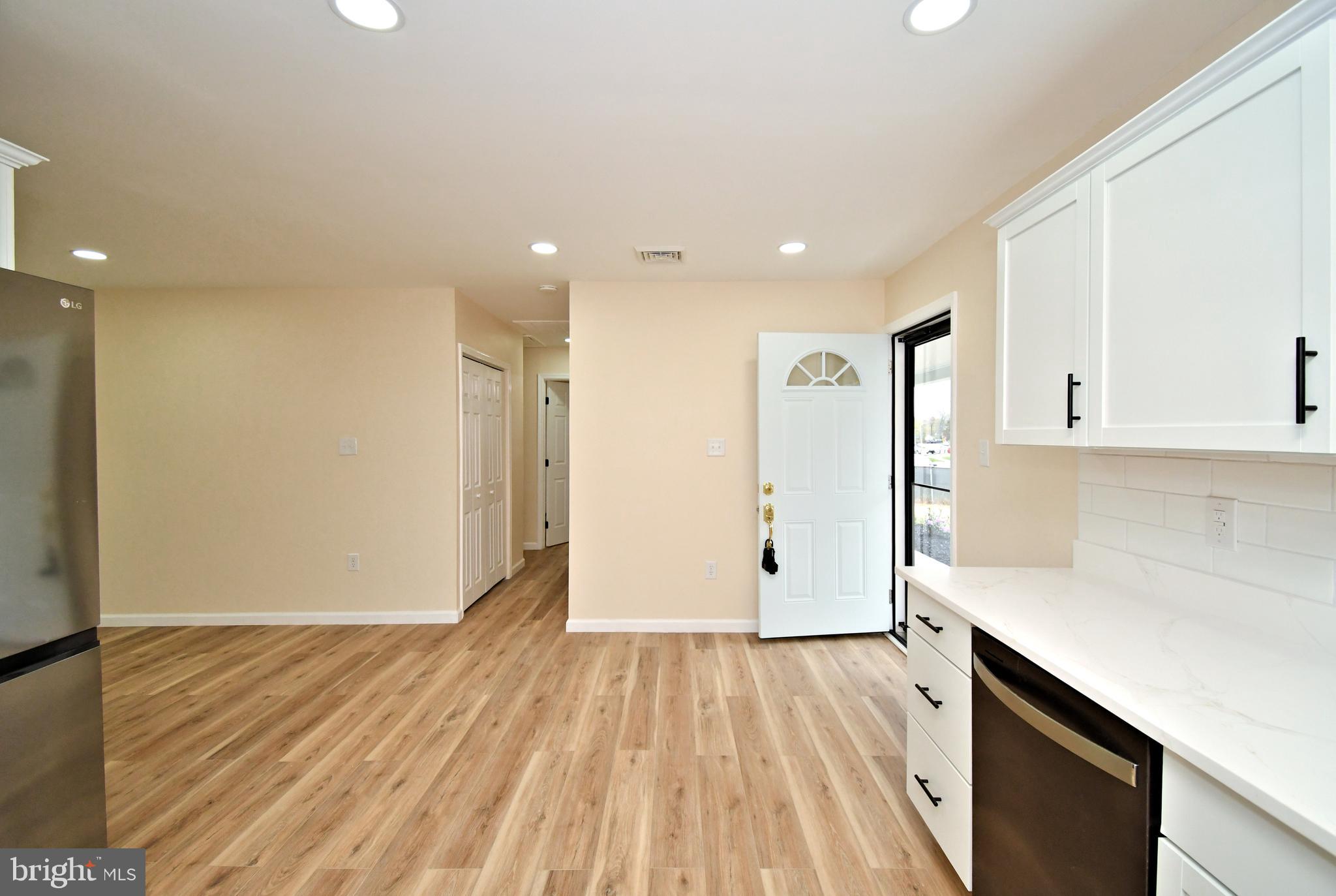 INDIAN CREEK - Residential