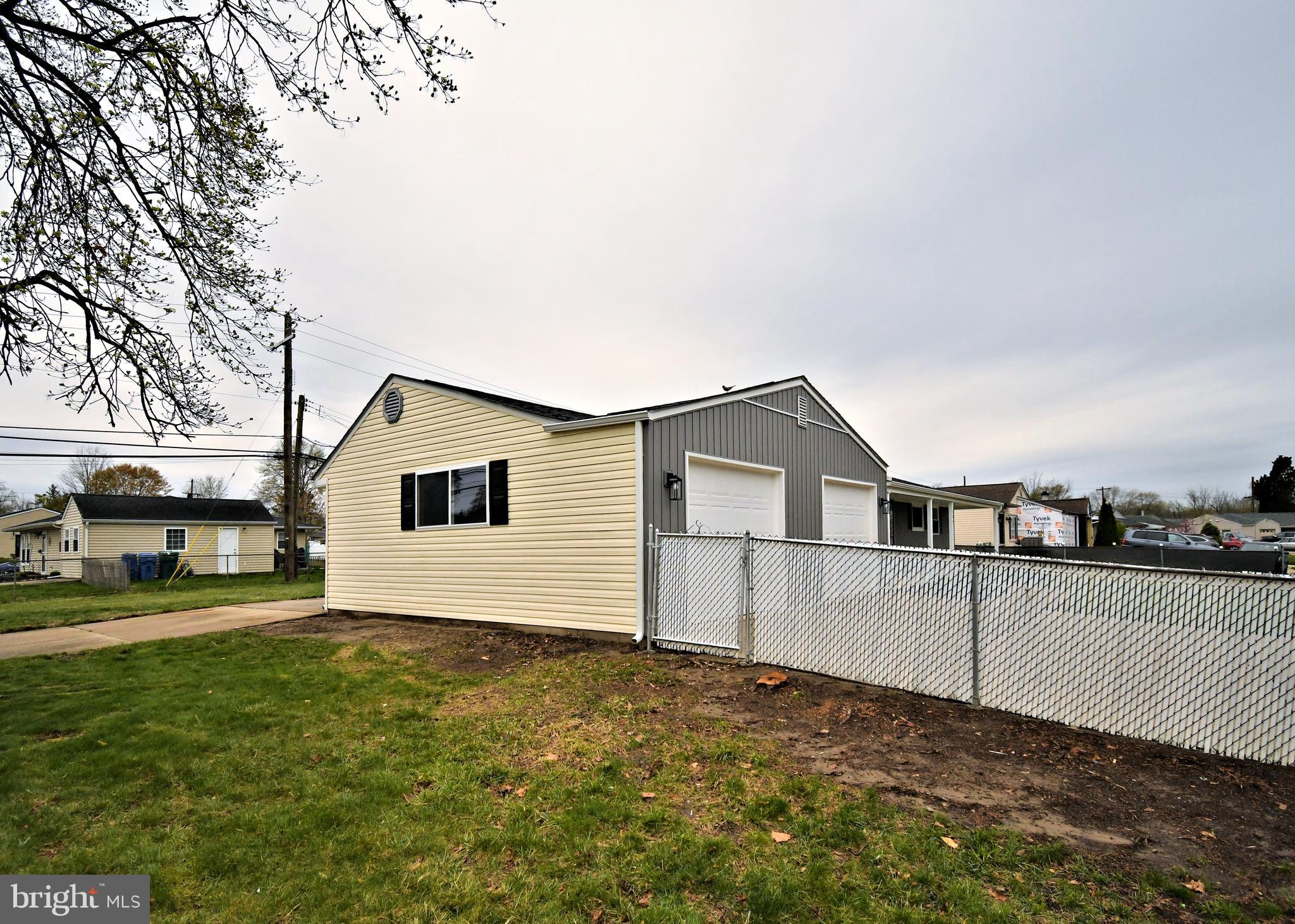 INDIAN CREEK - Residential