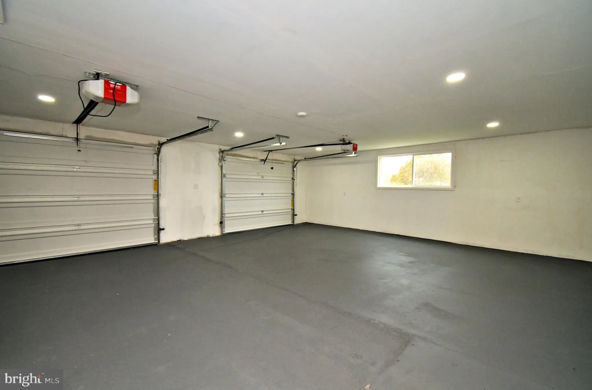 Levittown, Pennsylvania 19057, United States, 3 Bedrooms Bedrooms, ,2 BathroomsBathrooms,Residential,Pending,103541