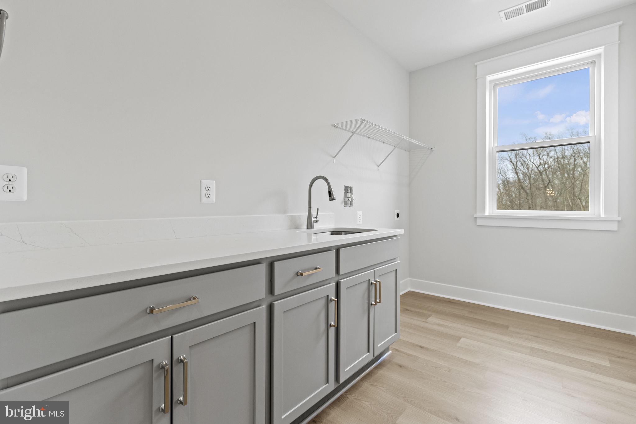 MILL CREEK LANDING - Residential