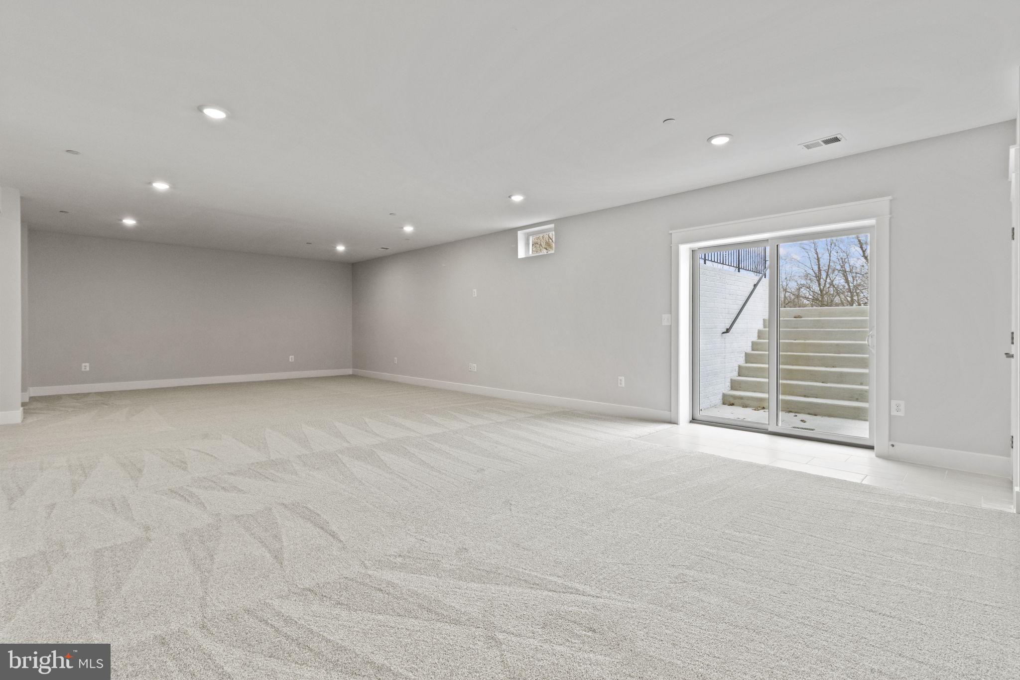 MILL CREEK LANDING - Residential