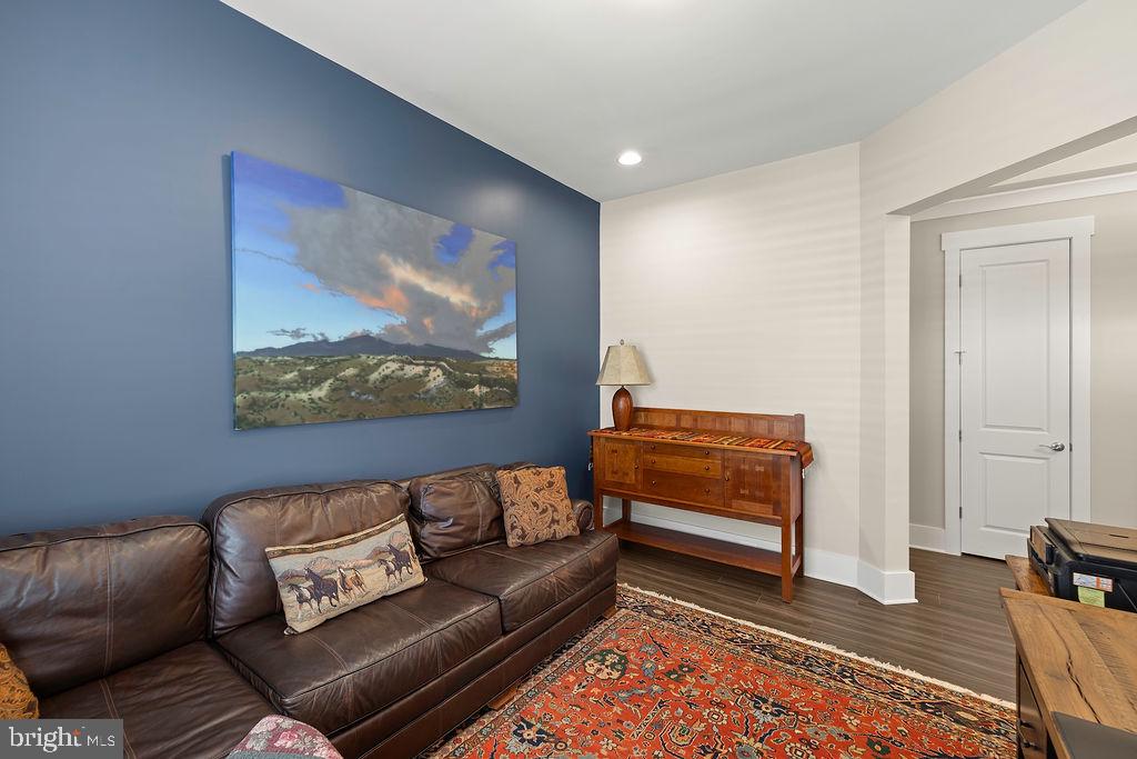 374 LIVELY STREAM WAY