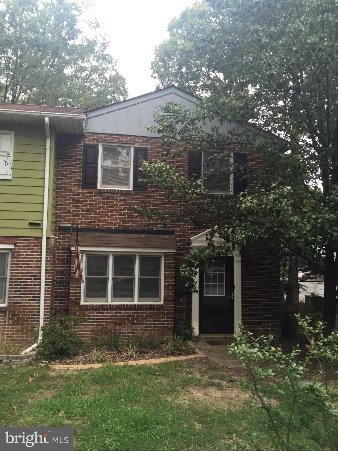 GREENVIEW VILLAGE - Residential Lease