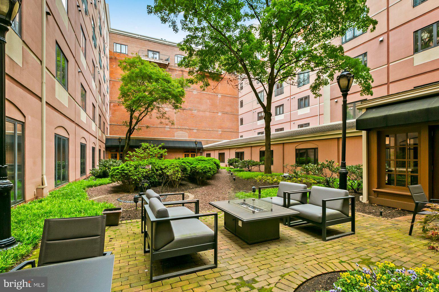 FELLS POINT HISTORIC DISTRICT - Residential