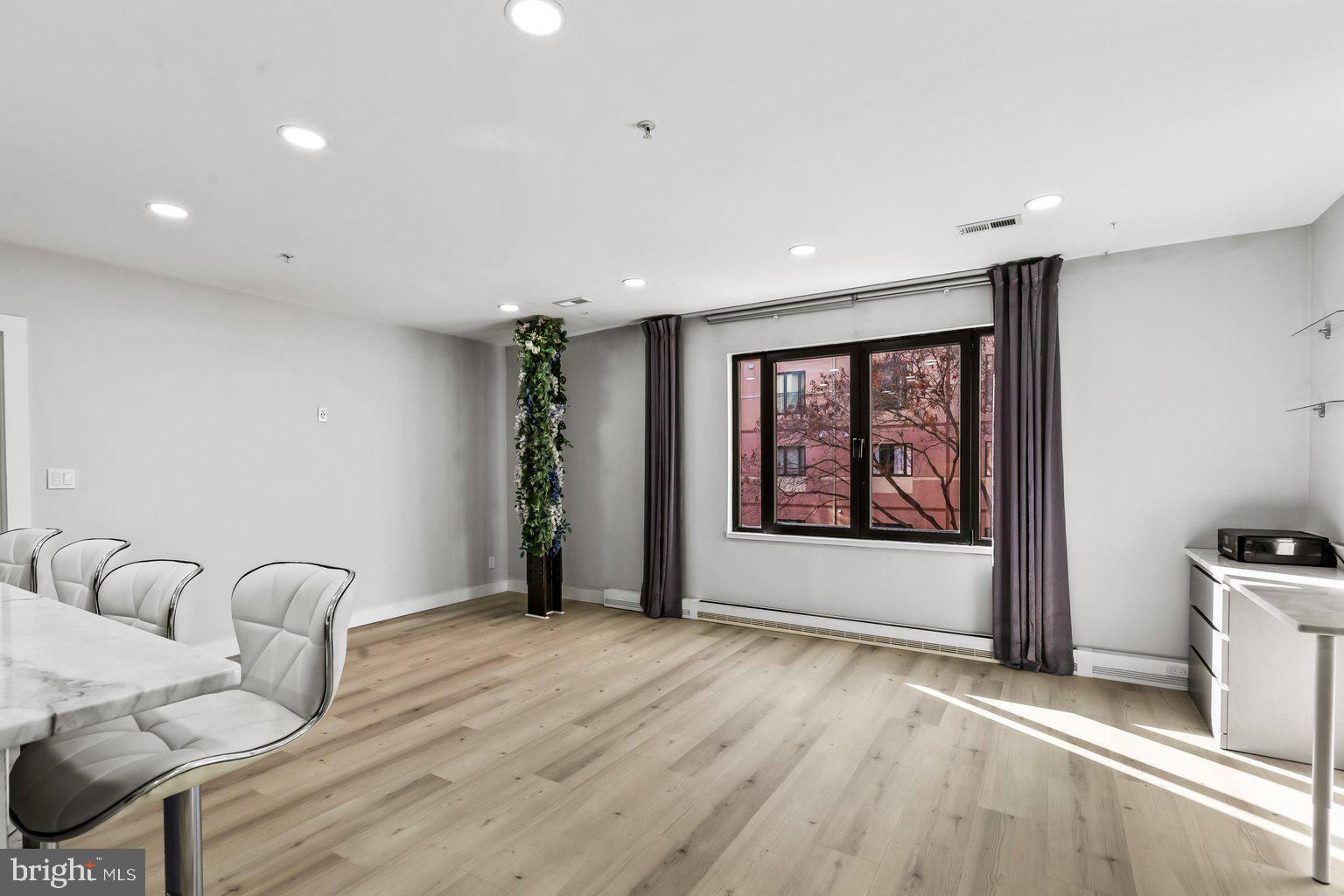 FELLS POINT HISTORIC DISTRICT - Residential