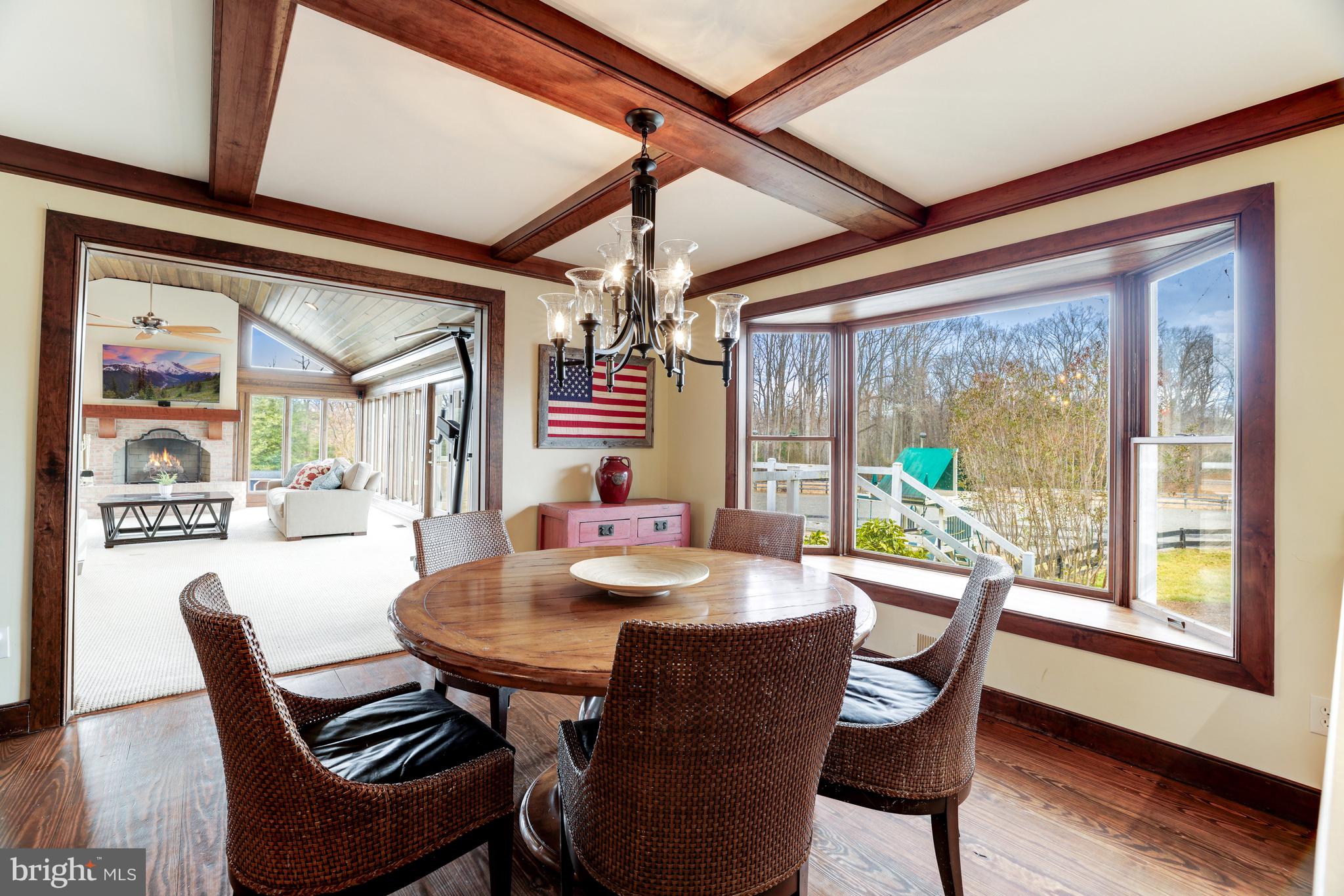 FORESTVILLE - Residential