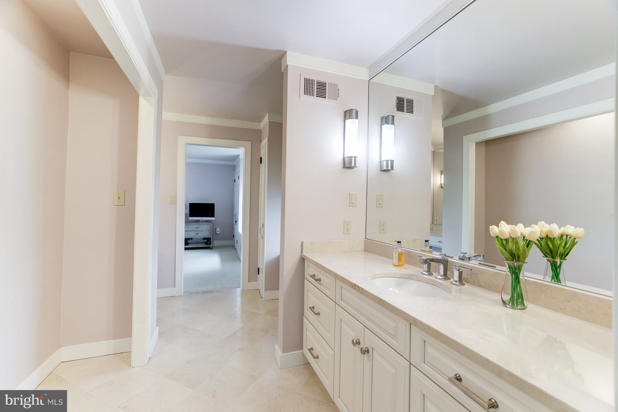 FORESTVILLE - Residential