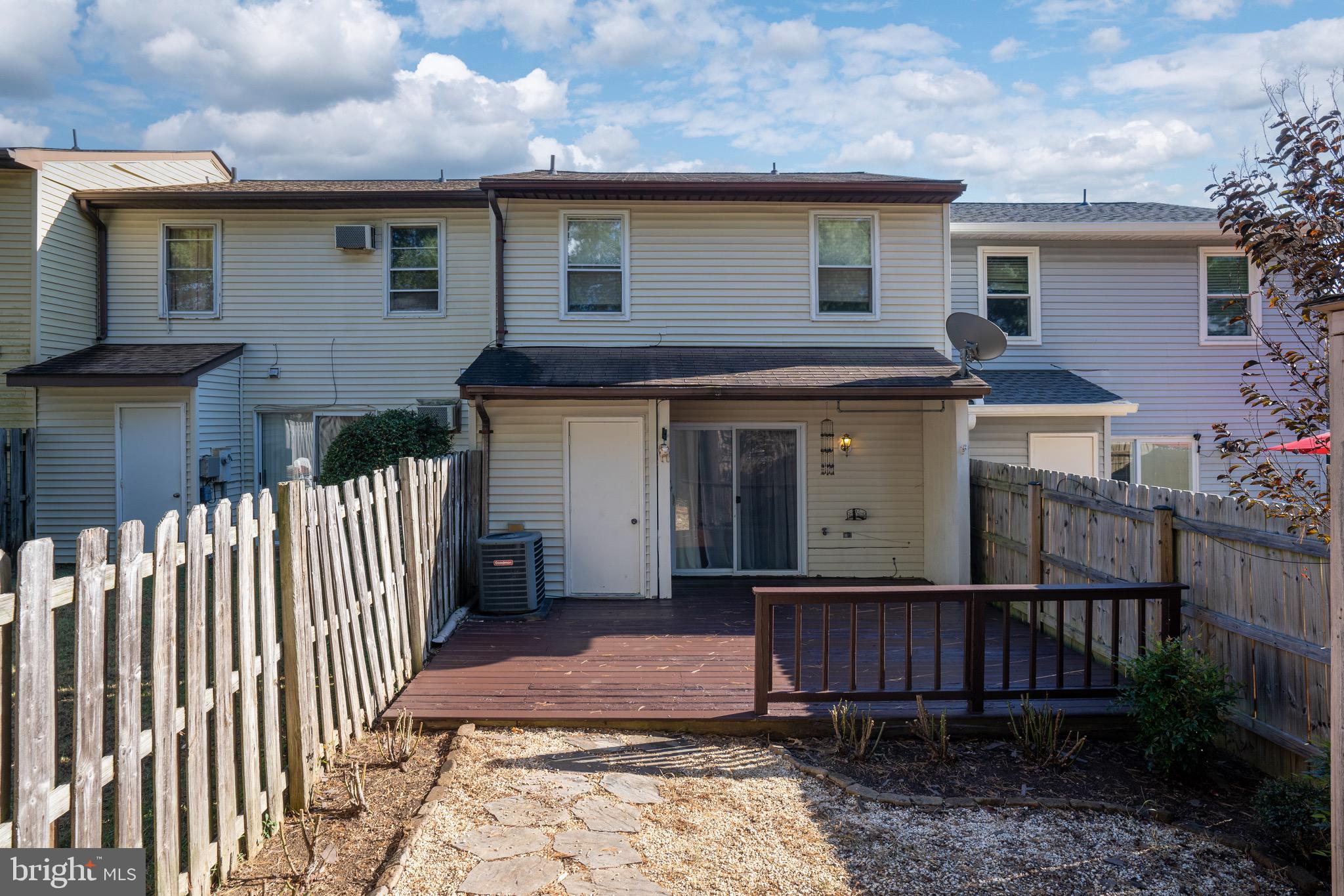 BREEZEWOOD FOREST - Residential