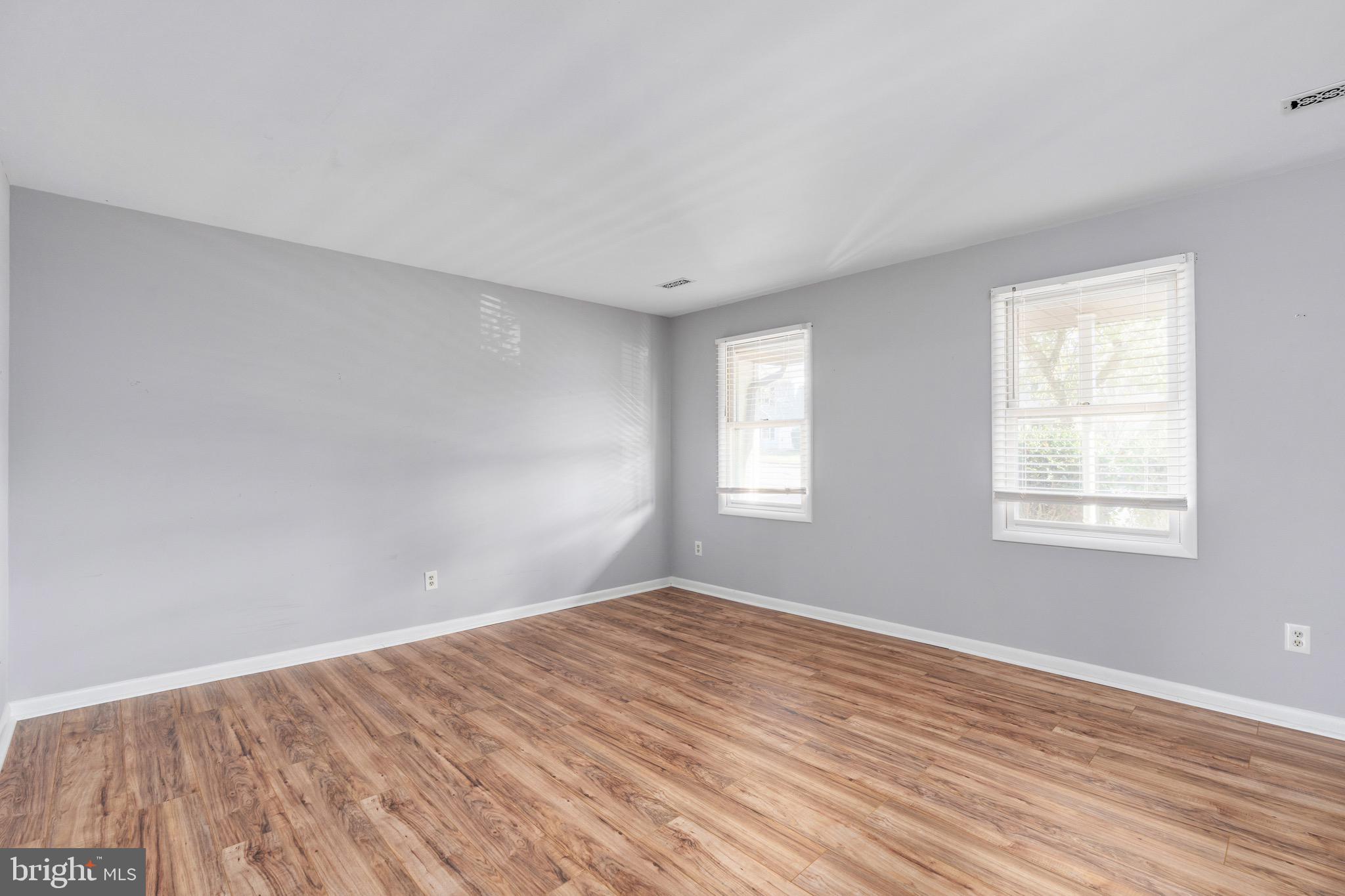 BREEZEWOOD FOREST - Residential