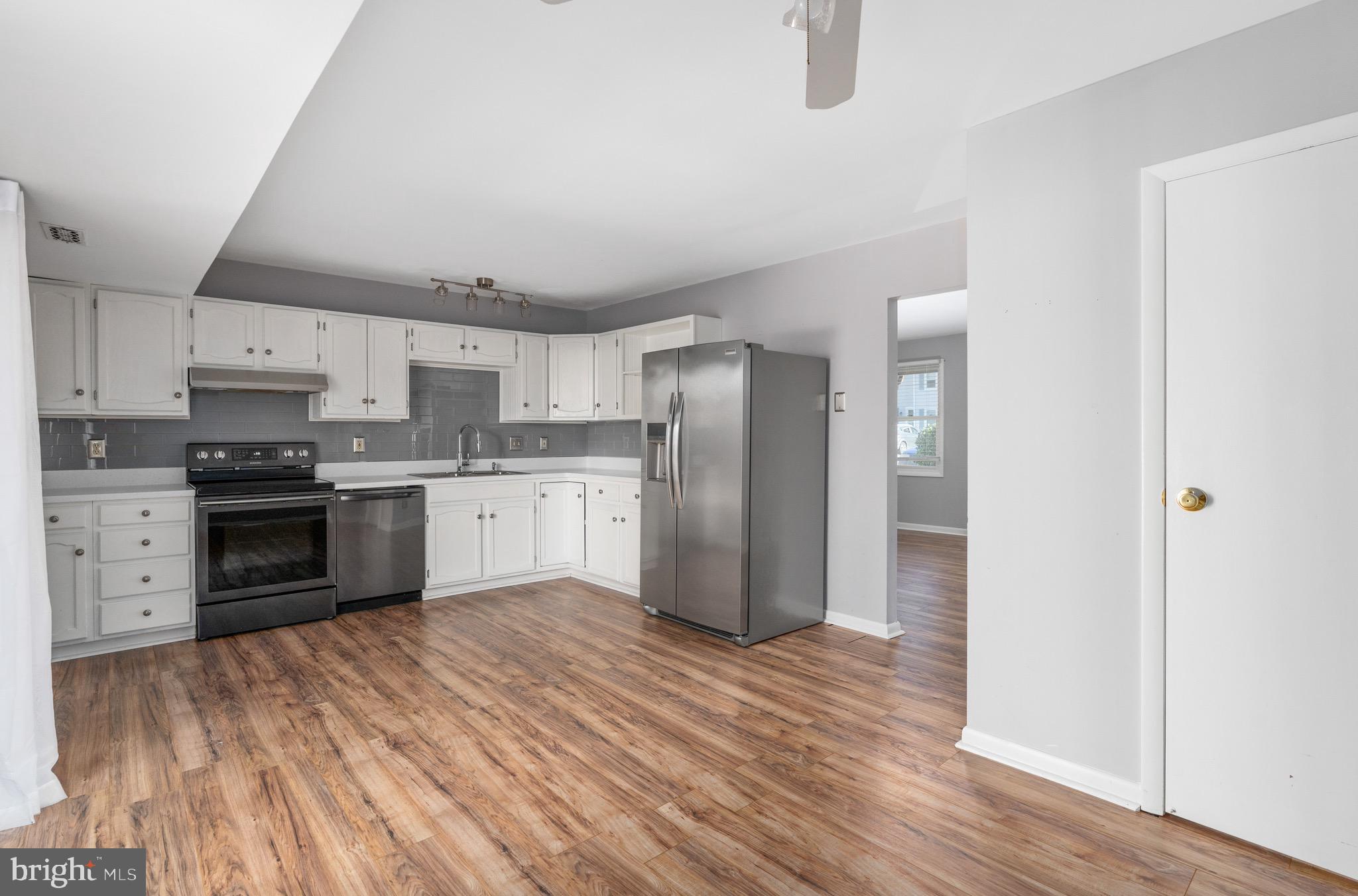 BREEZEWOOD FOREST - Residential