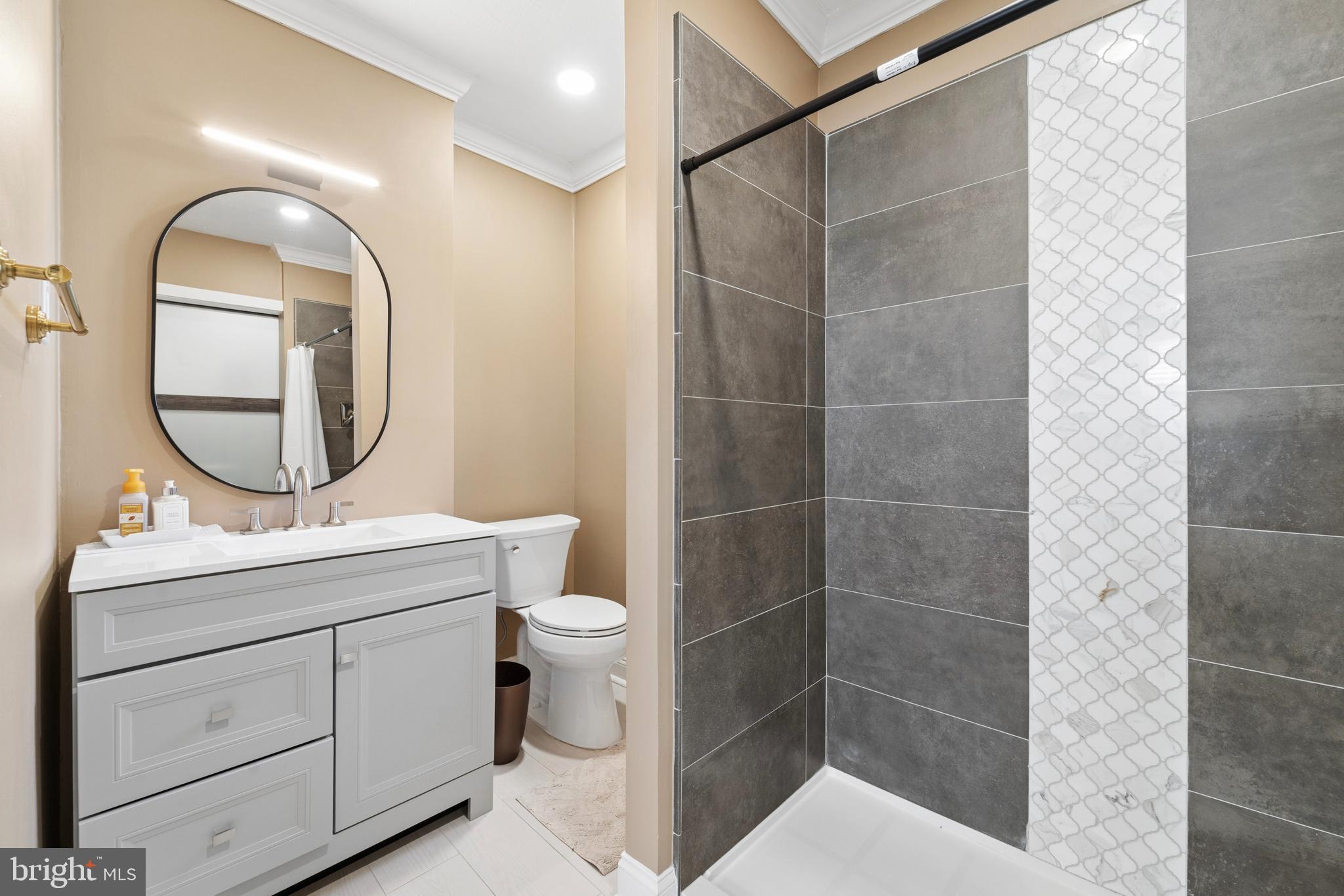 DREXEL HILL - Residential