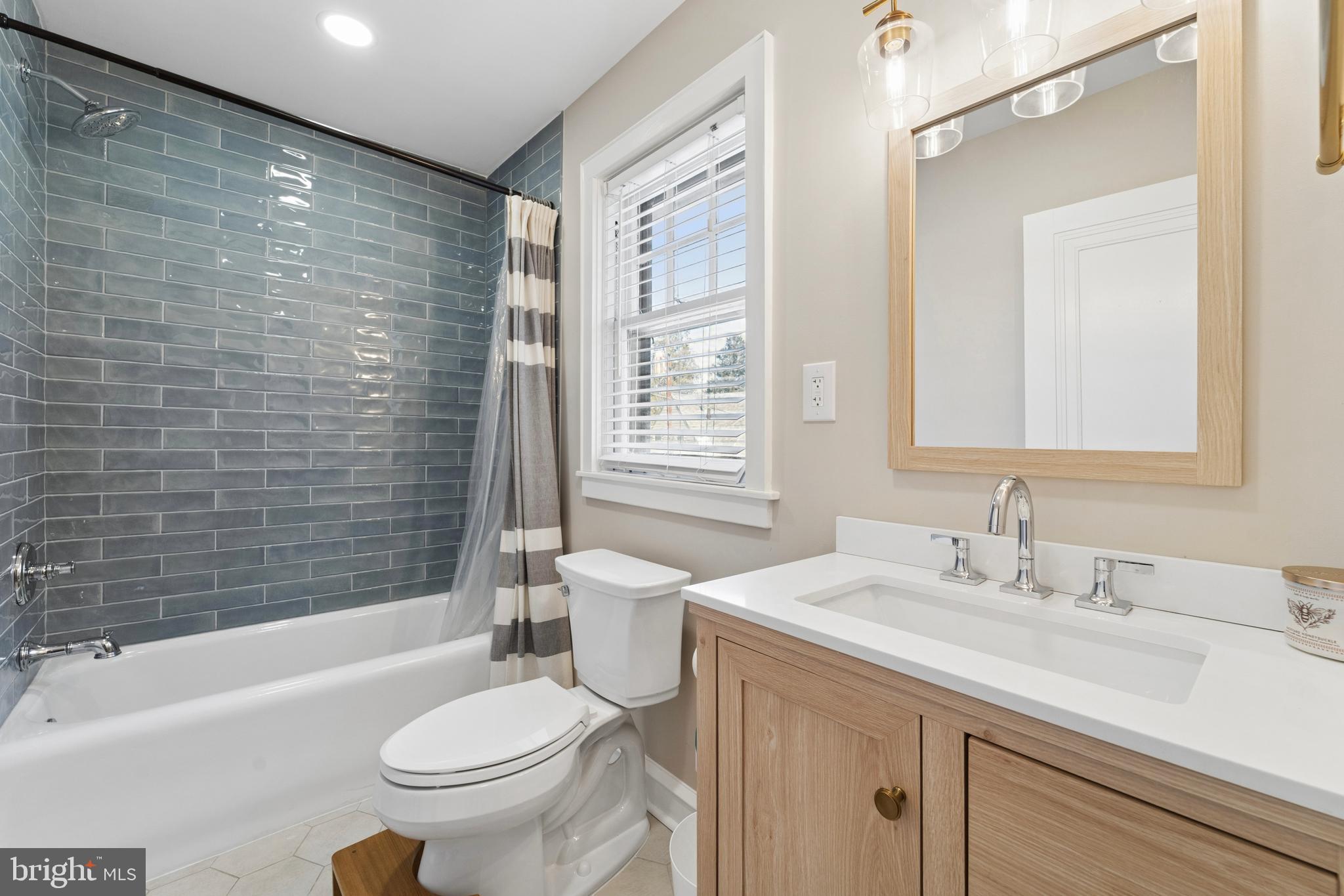 DREXEL HILL - Residential