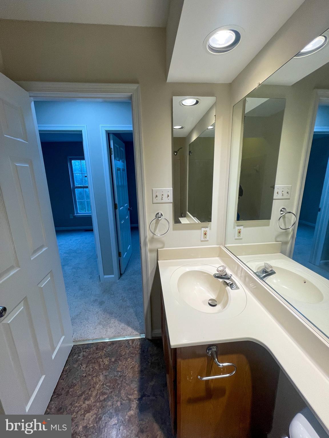 SUMMIT CREEK - Residential