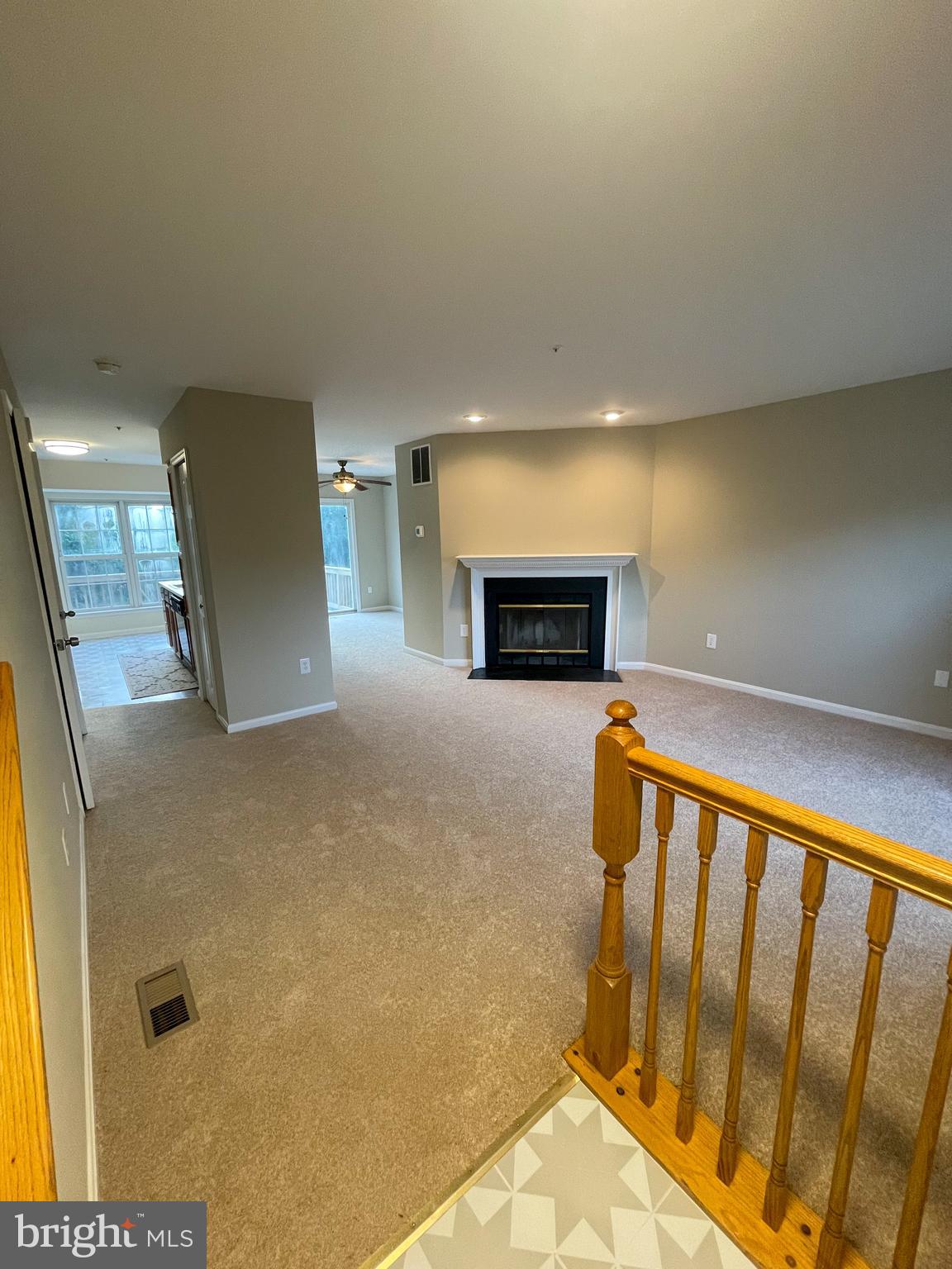 SUMMIT CREEK - Residential